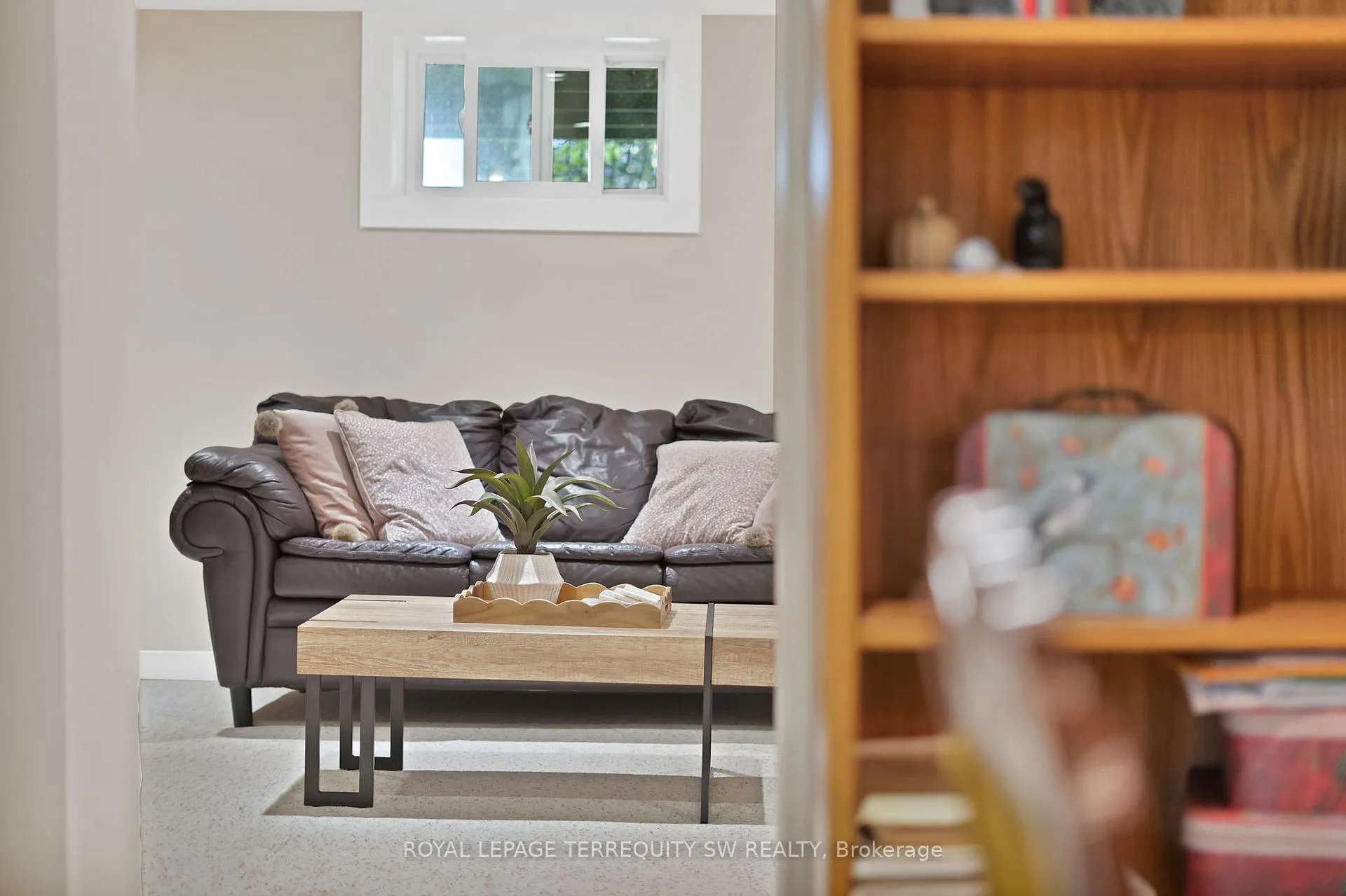 Photo 28 of 100 Harding Boulevard, Scarborough, Birchcliffe-Cliffside — HOMEH