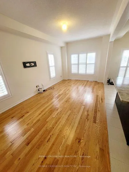 Photo 5 of 1143 Skyridge Boulevard, Pickering, Rural Pickering — HOMEH