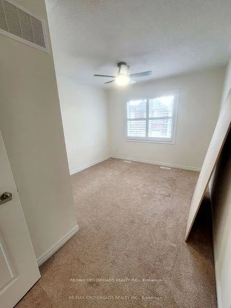 Photo 11 of 1143 Skyridge Boulevard, Pickering, Rural Pickering — HOMEH