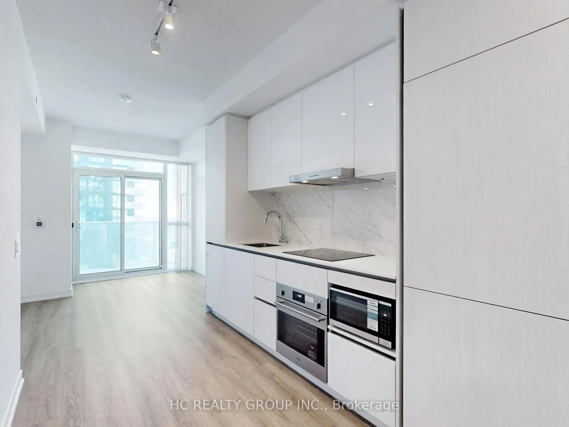 Photo 13 of Unit 5001, 8 Interchange Way, Vaughan, Vaughan Corporate Centre — HOMEH