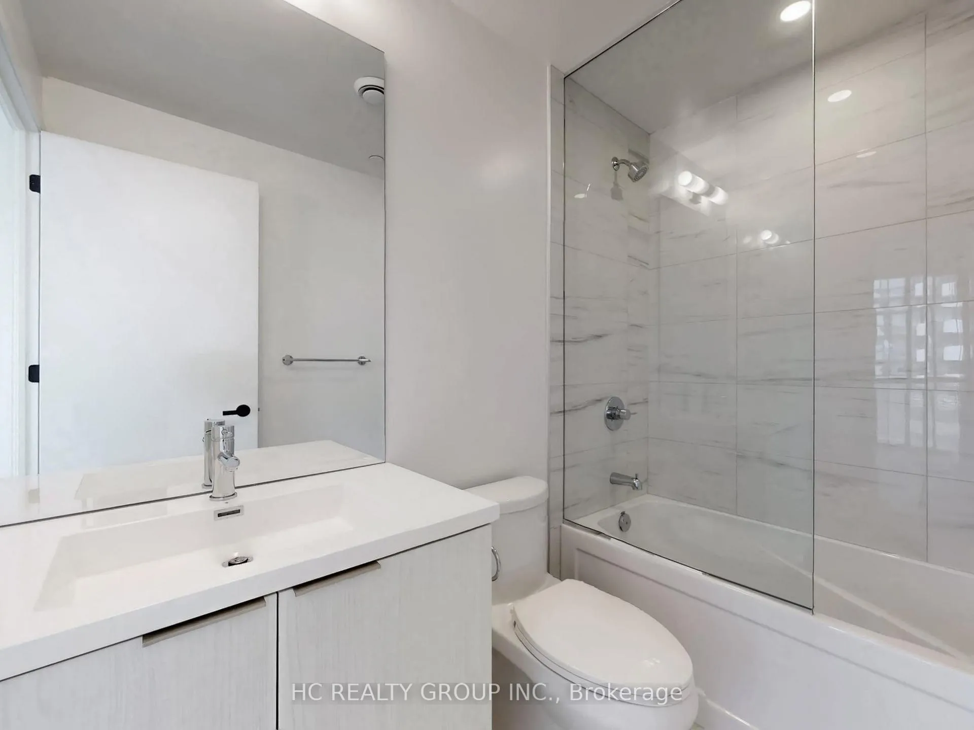 Photo 18 of Unit 5001, 8 Interchange Way, Vaughan, Vaughan Corporate Centre — HOMEH