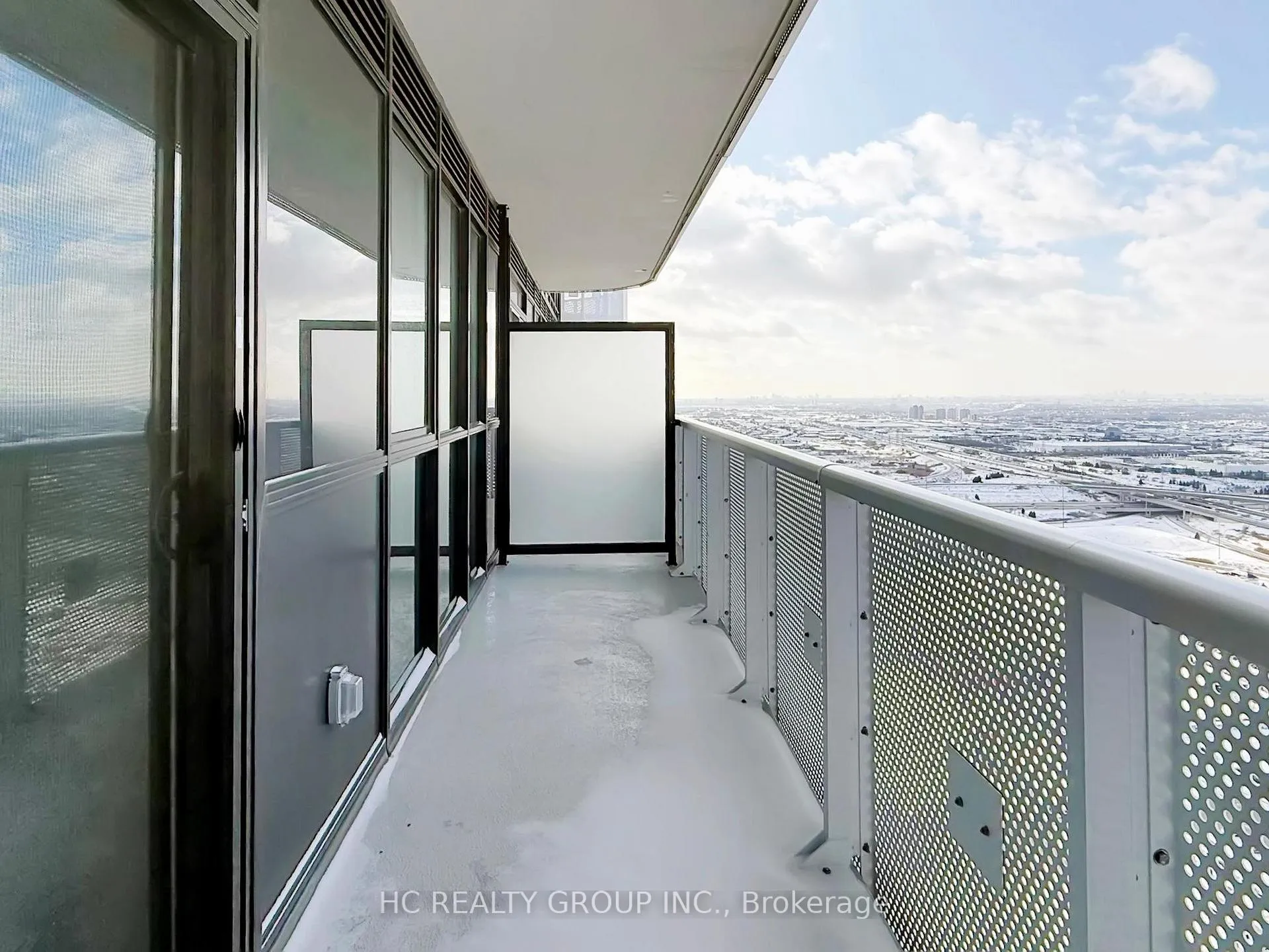 Photo 28 of Unit 5001, 8 Interchange Way, Vaughan, Vaughan Corporate Centre — HOMEH