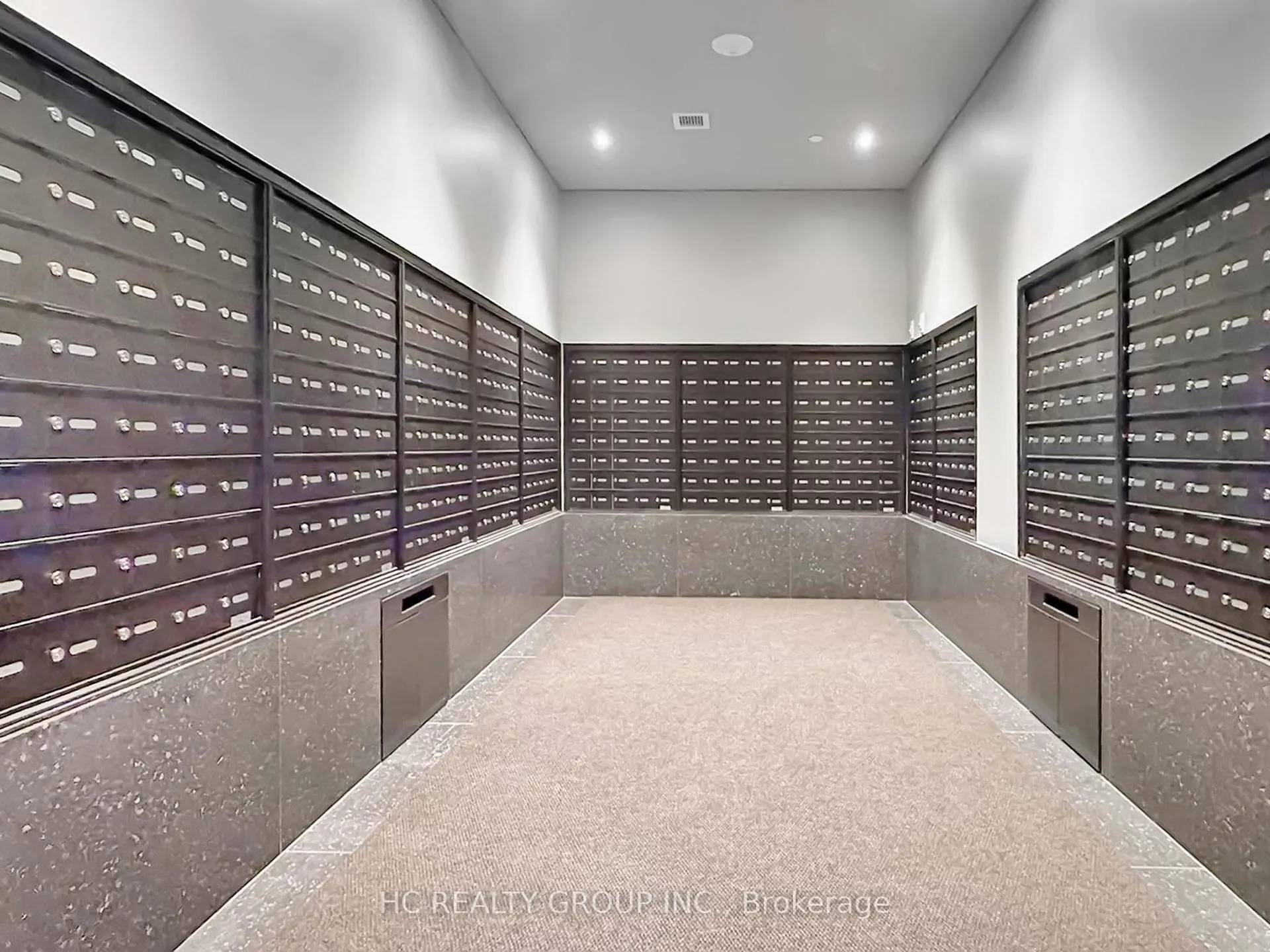 Photo 31 of Unit 5001, 8 Interchange Way, Vaughan, Vaughan Corporate Centre — HOMEH