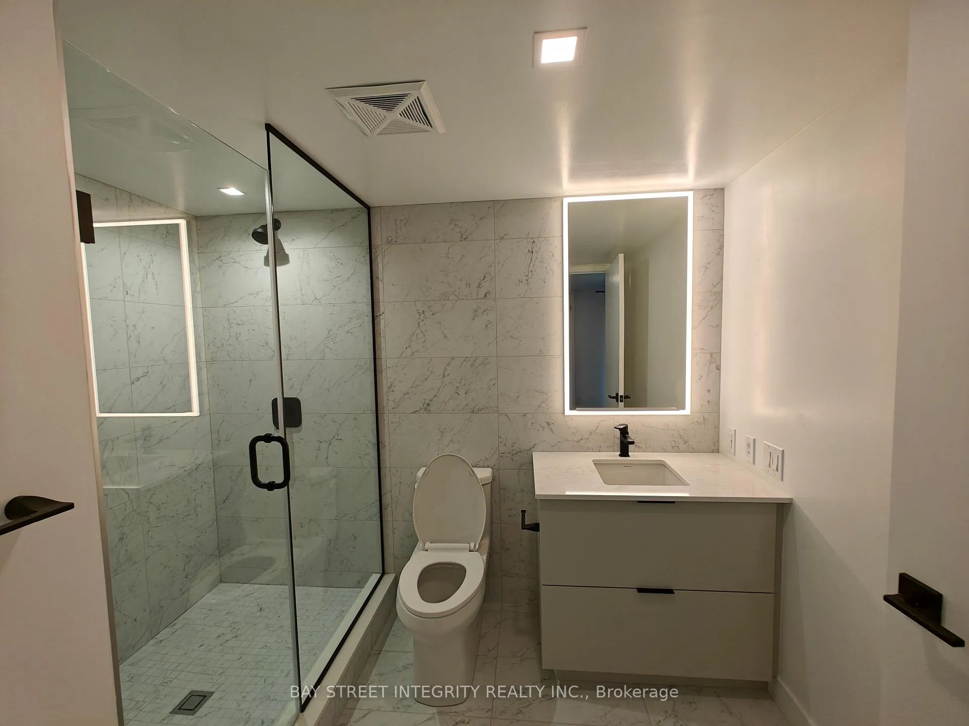 Photo 2 of Unit 1005, 609 Sherbourne Street, Toronto, North St. James Town — HOMEH
