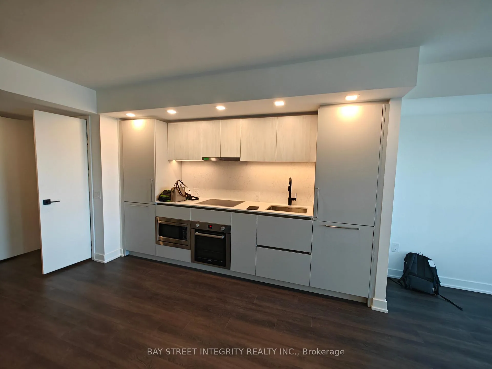 Photo 1 of Unit 1005, 609 Sherbourne Street, Toronto, North St. James Town — HOMEH