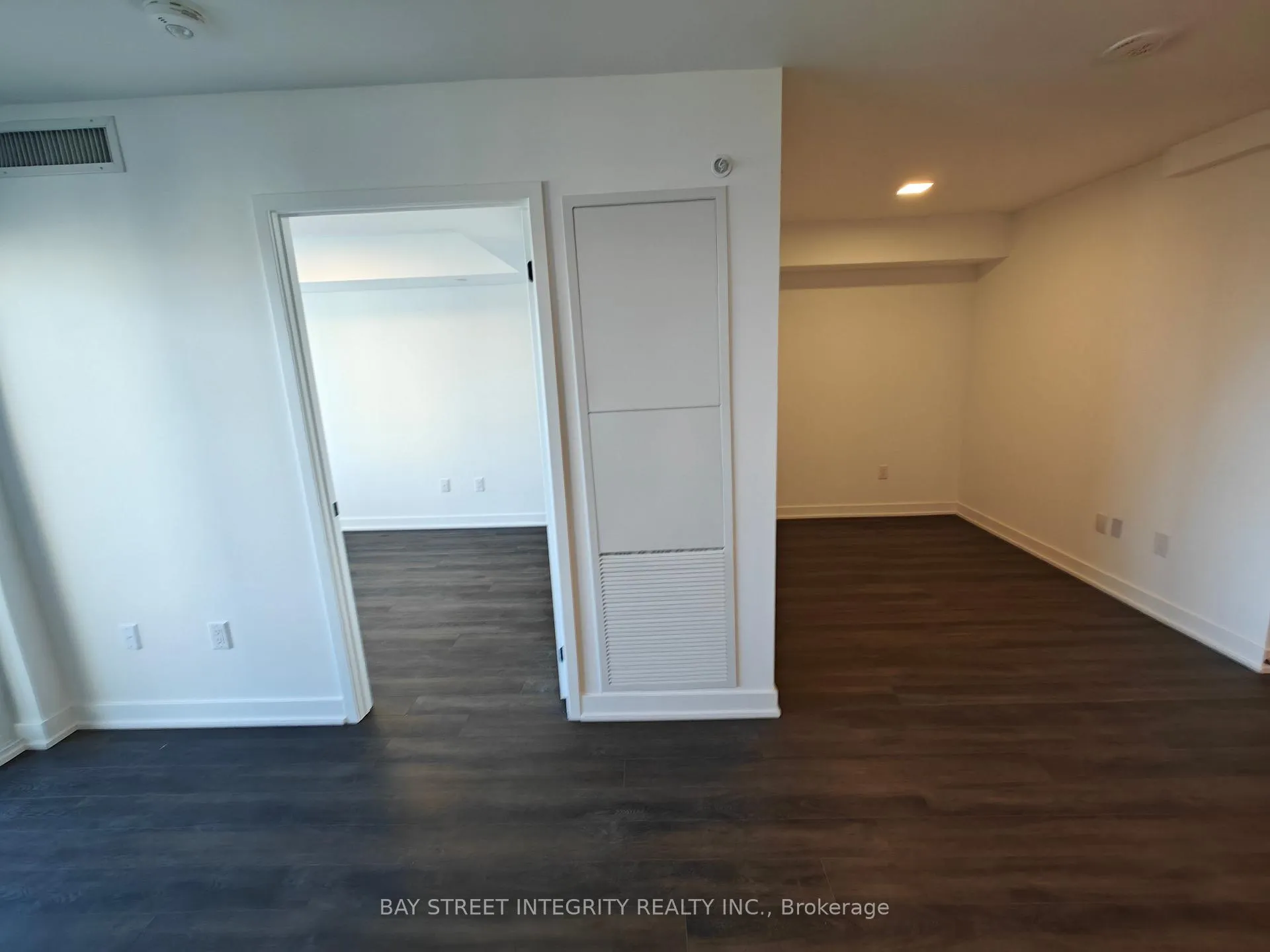 Photo 10 of Unit 1005, 609 Sherbourne Street, Toronto, North St. James Town — HOMEH