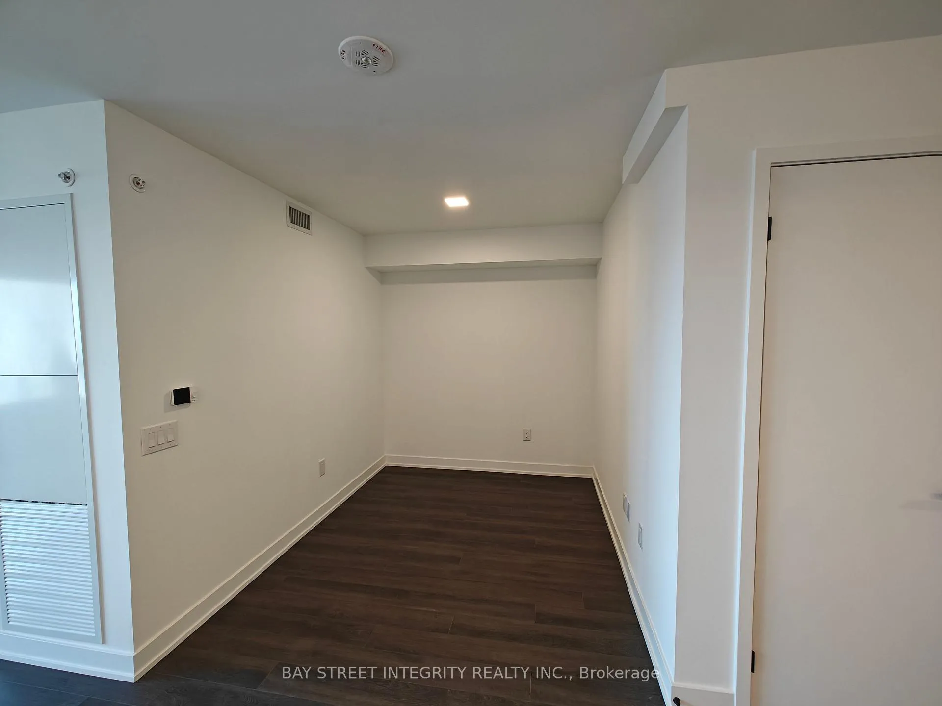 Photo 11 of Unit 1005, 609 Sherbourne Street, Toronto, North St. James Town — HOMEH
