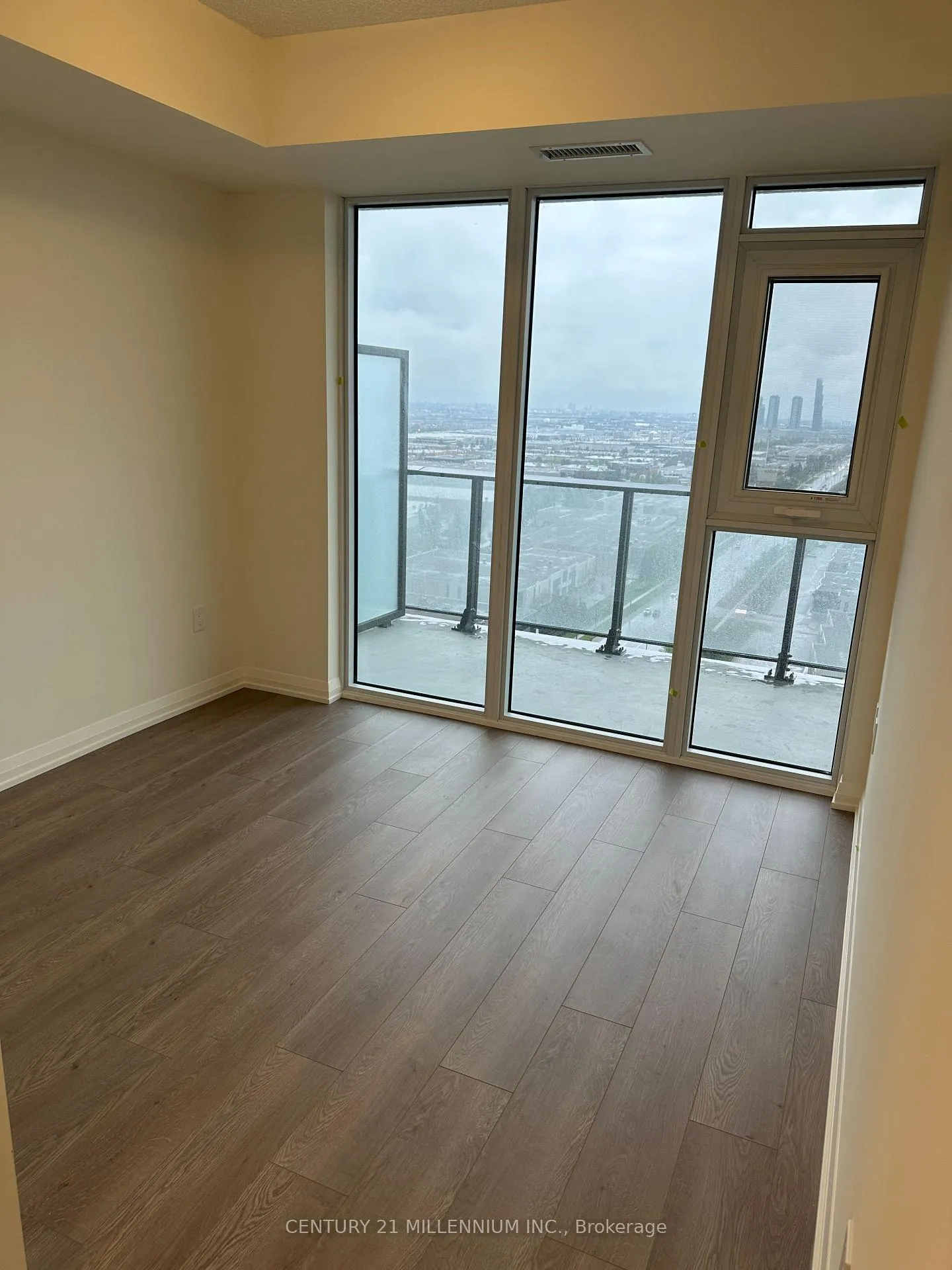 Photo 14 of Unit 2212, 8960 Jane Street, Vaughan, Vellore Village — HOMEH