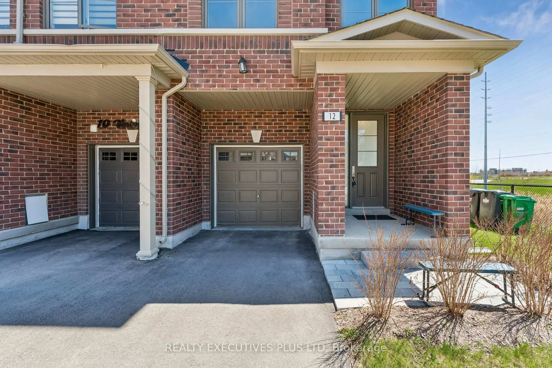Photo 4 of 12 Vestry Way, Brampton, Goreway Drive Corridor — HOMEH