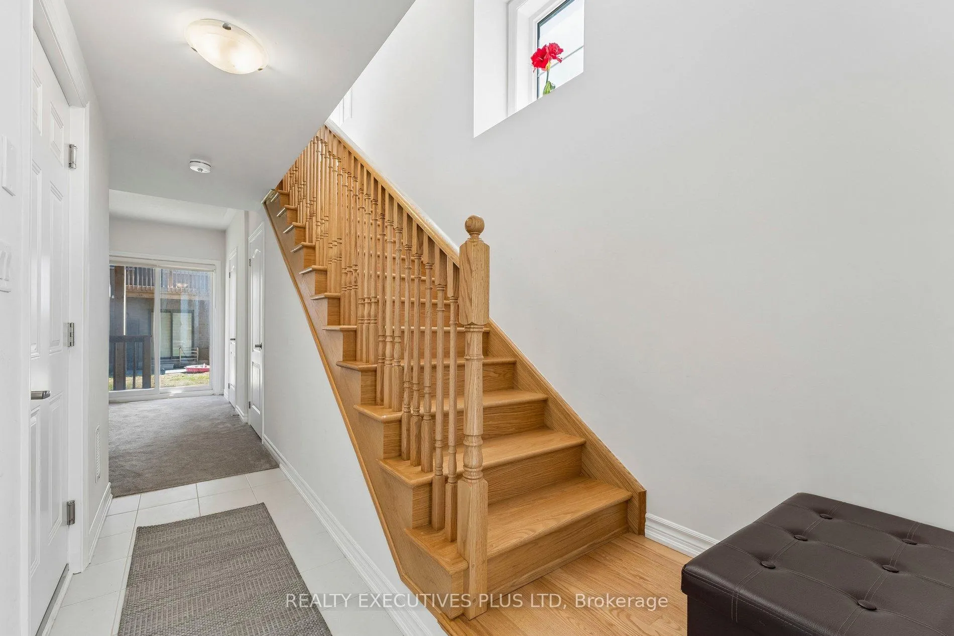 Photo 7 of 12 Vestry Way, Brampton, Goreway Drive Corridor — HOMEH