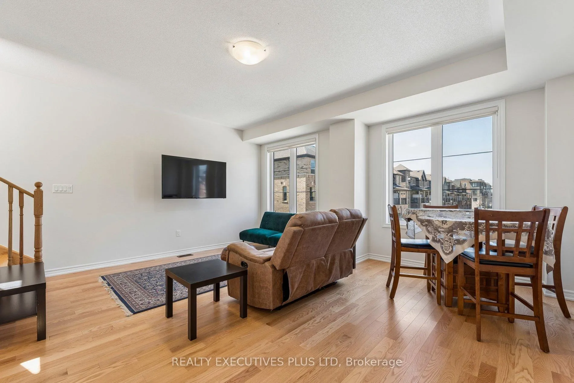 Photo 17 of 12 Vestry Way, Brampton, Goreway Drive Corridor — HOMEH