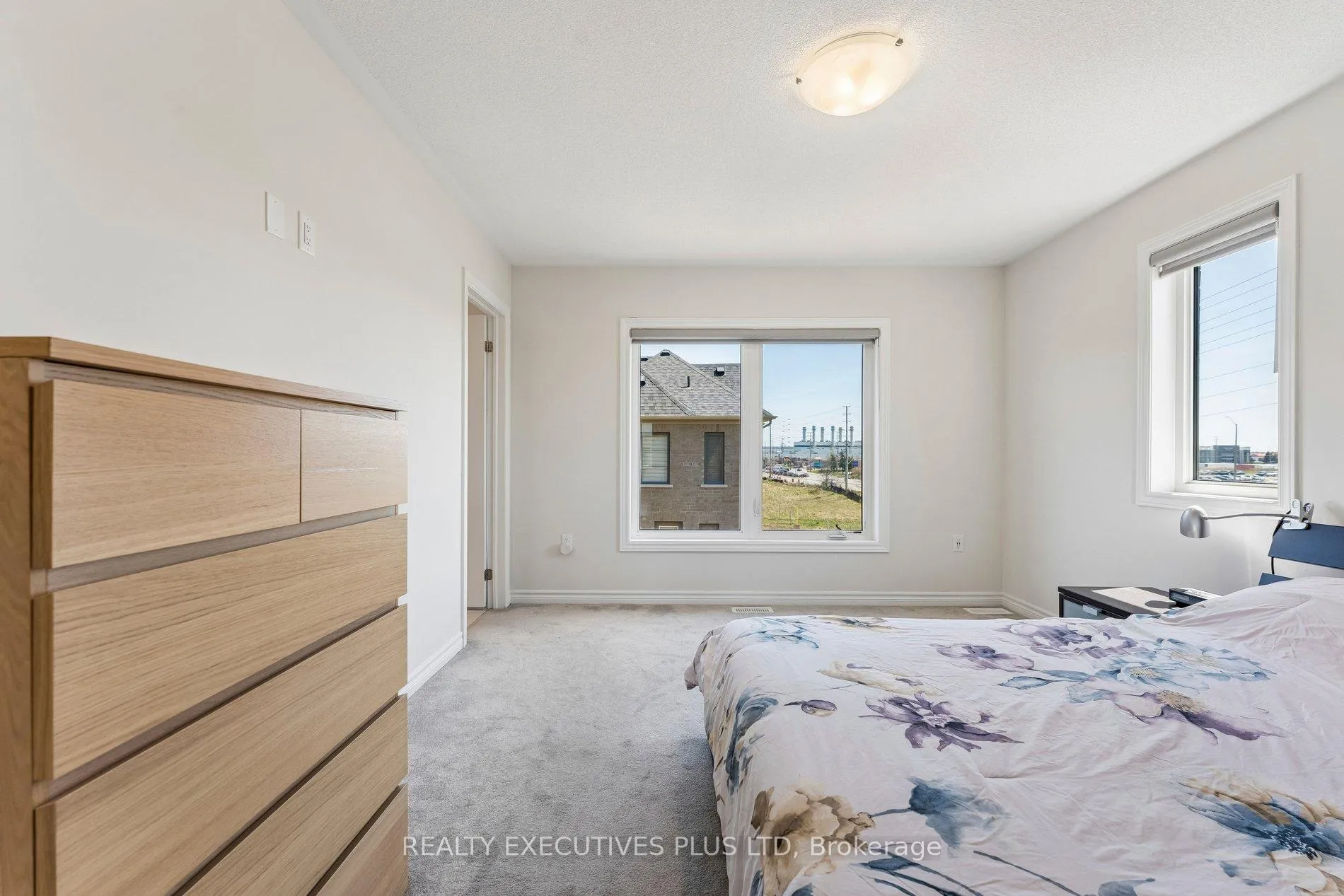 Photo 25 of 12 Vestry Way, Brampton, Goreway Drive Corridor — HOMEH