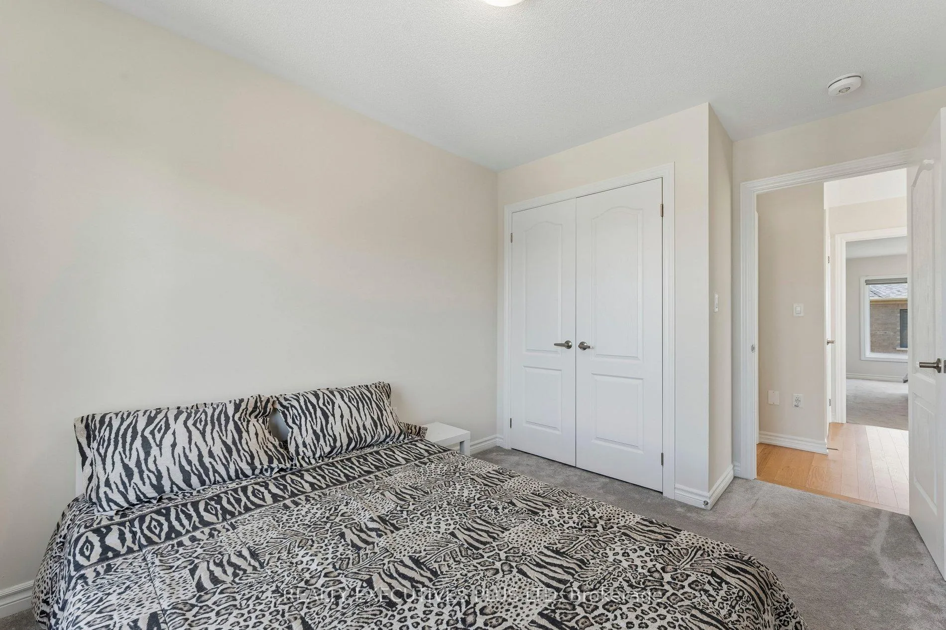 Photo 31 of 12 Vestry Way, Brampton, Goreway Drive Corridor — HOMEH