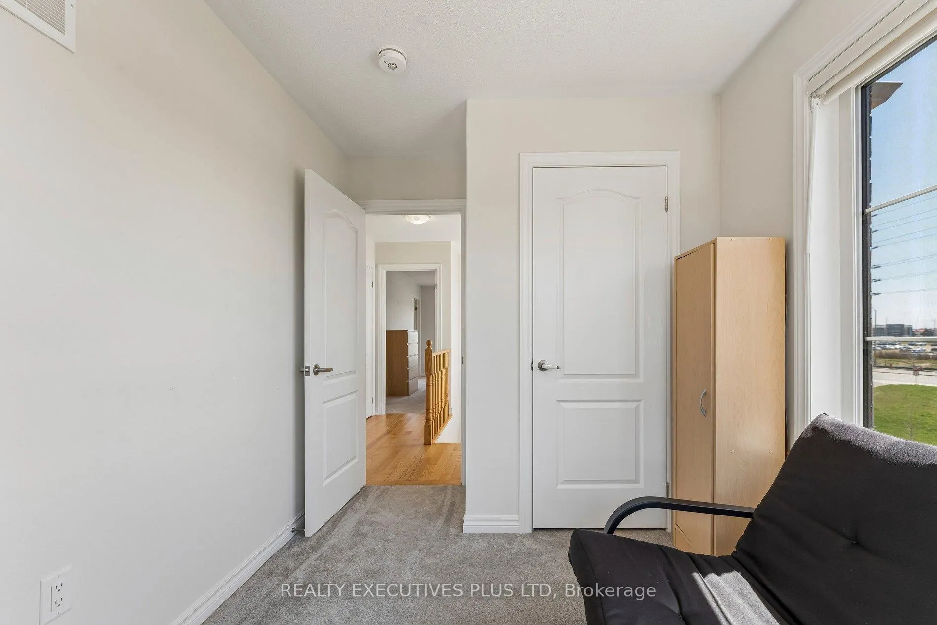 Photo 33 of 12 Vestry Way, Brampton, Goreway Drive Corridor — HOMEH