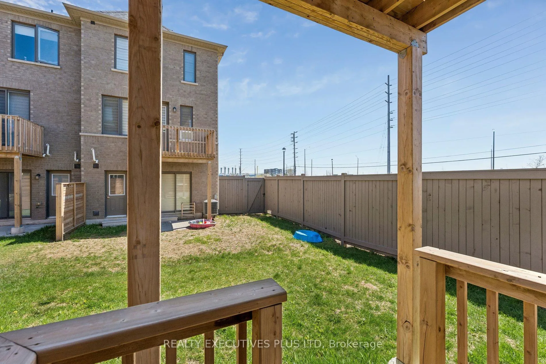 Photo 41 of 12 Vestry Way, Brampton, Goreway Drive Corridor — HOMEH