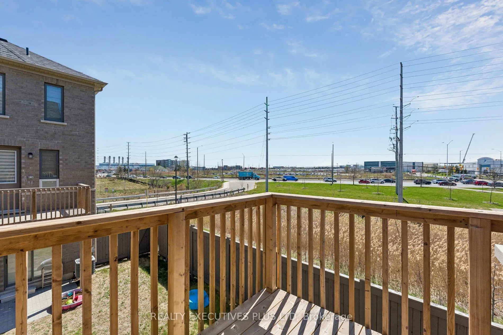 Photo 42 of 12 Vestry Way, Brampton, Goreway Drive Corridor — HOMEH