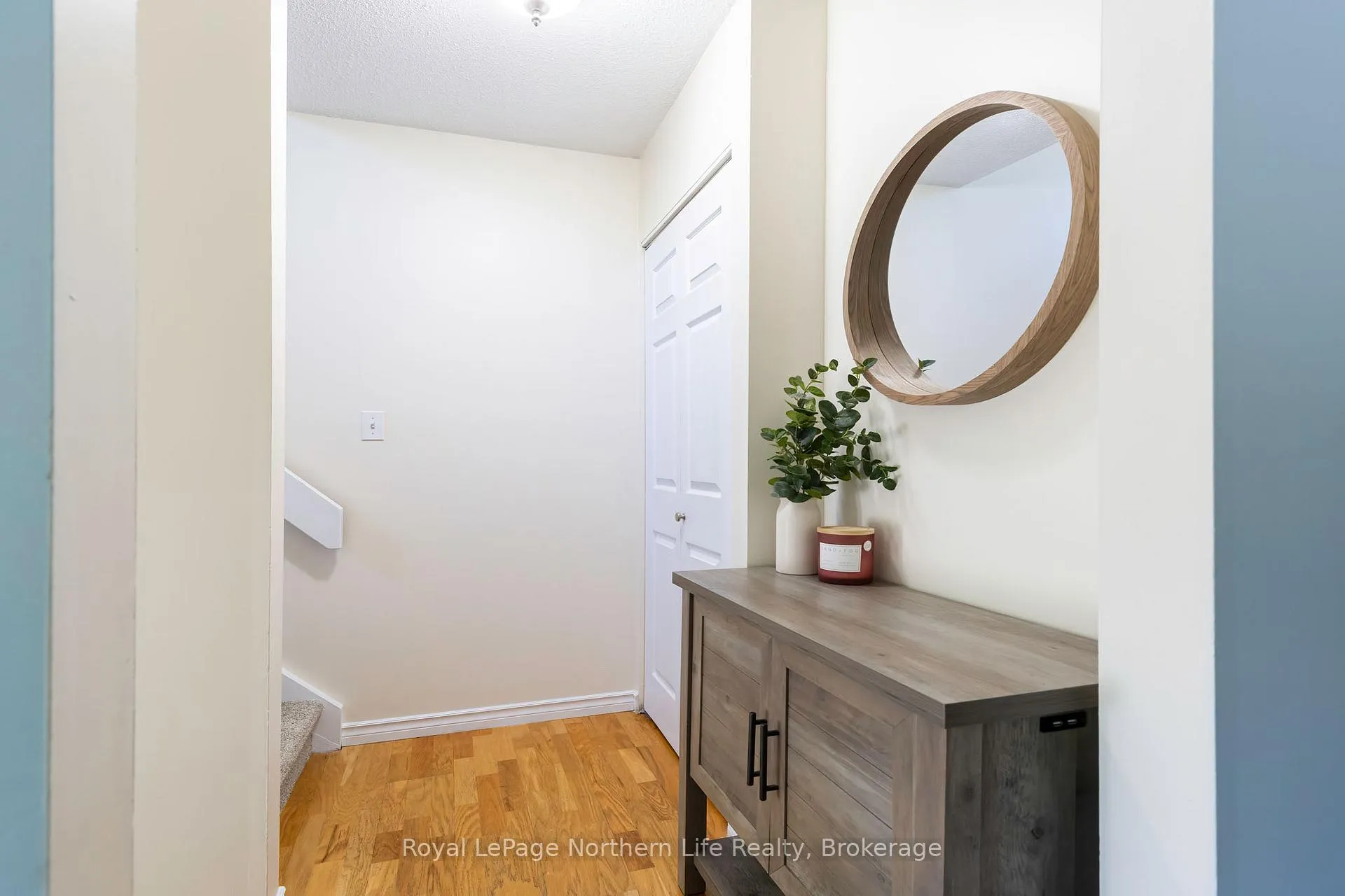 Photo 21 of 39 Lovell Avenue, North Bay, Ferris — HOMEH