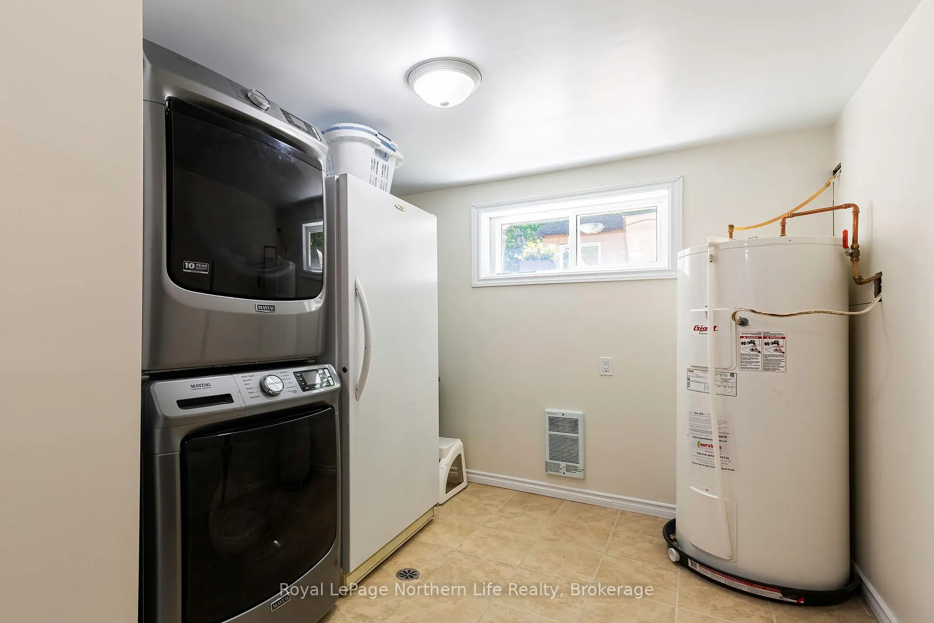 Photo 28 of 39 Lovell Avenue, North Bay, Ferris — HOMEH