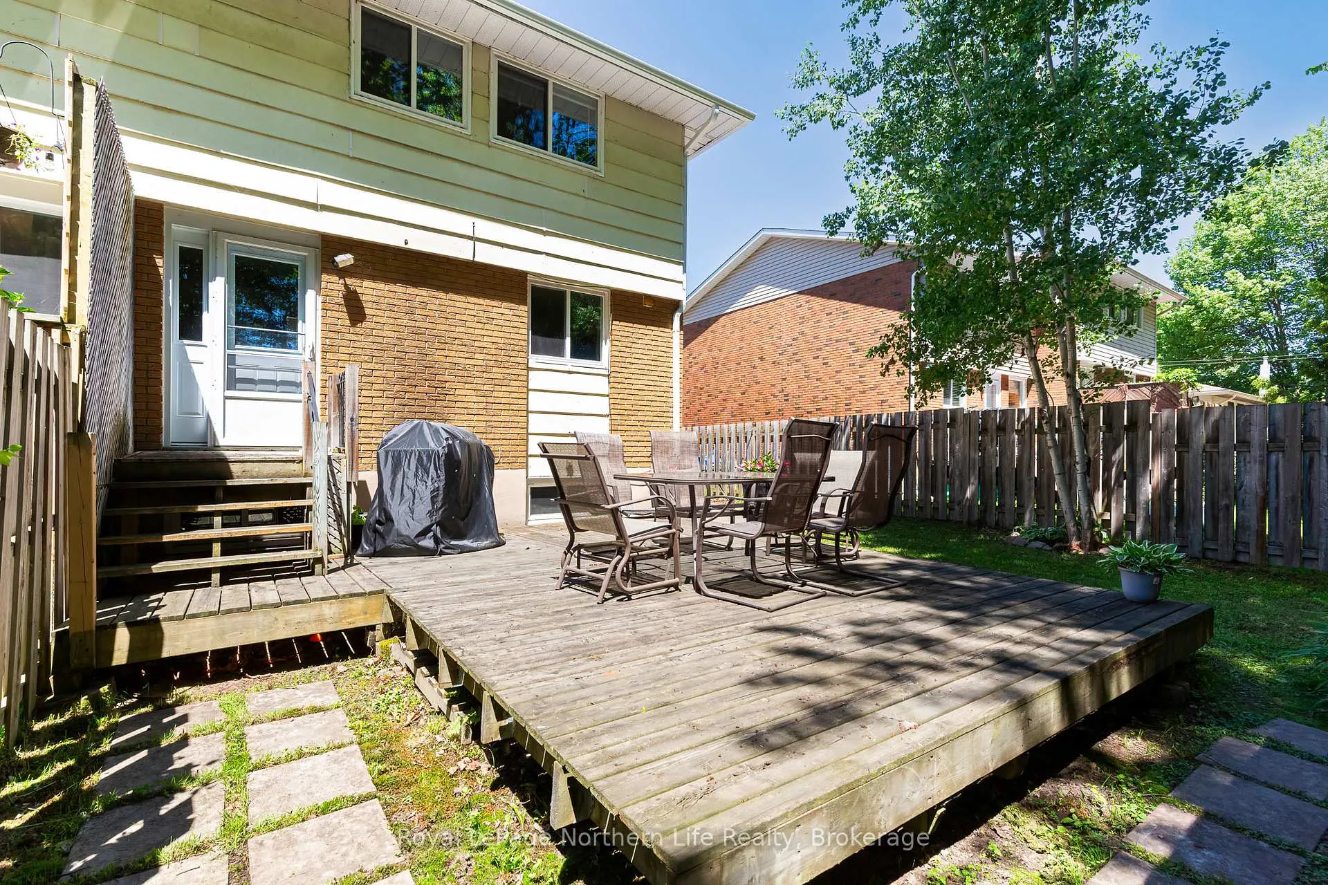 Photo 32 of 39 Lovell Avenue, North Bay, Ferris — HOMEH