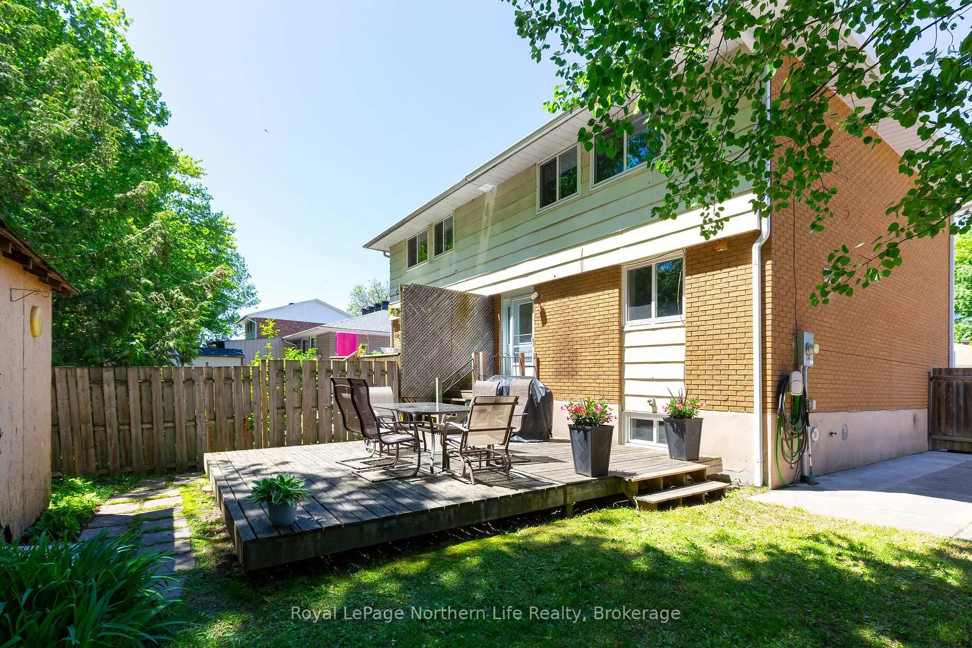 Photo 37 of 39 Lovell Avenue, North Bay, Ferris — HOMEH
