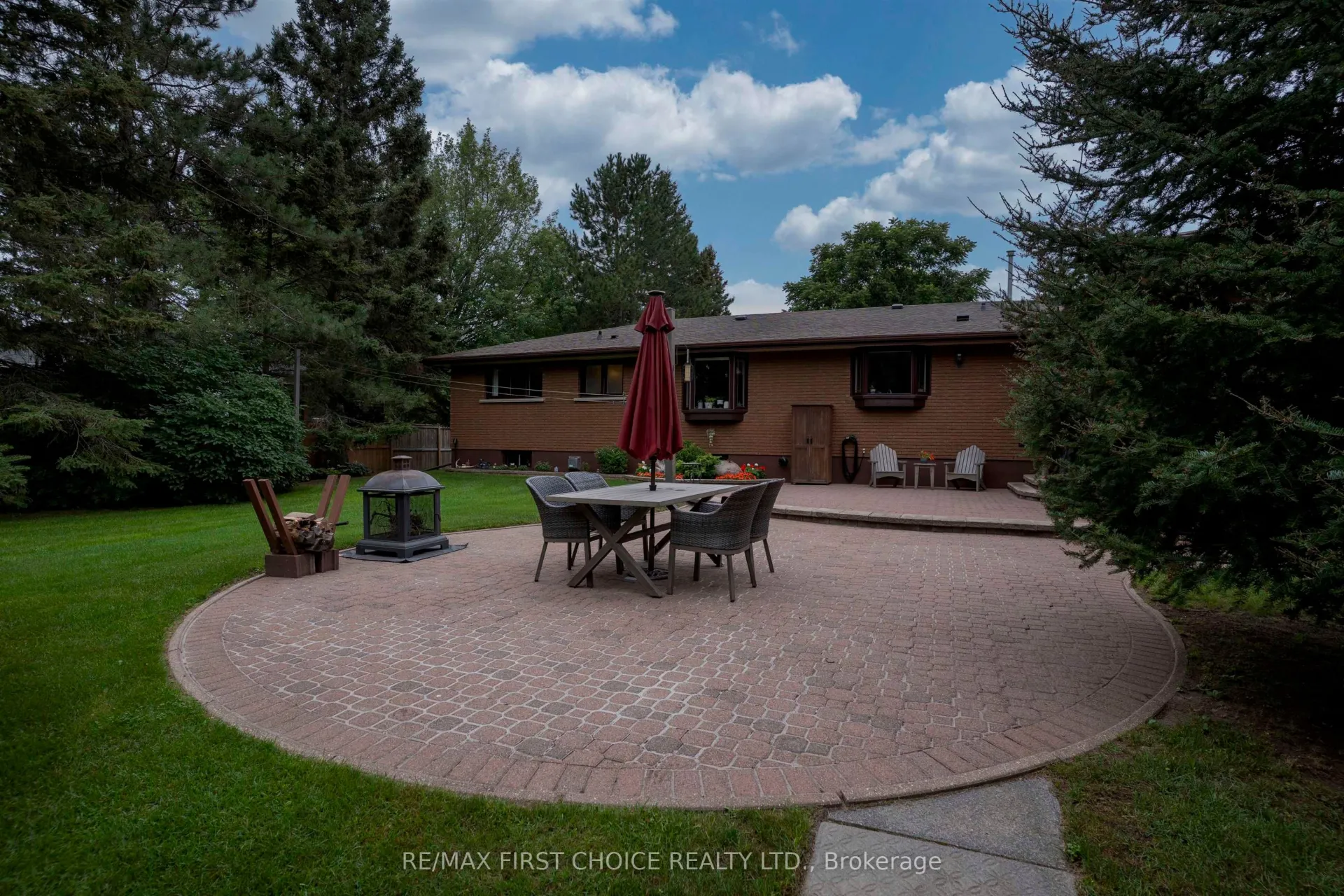 Photo 2 of 1710 Kerega Road, Thunder Bay, Rosslyn Road — HOMEH