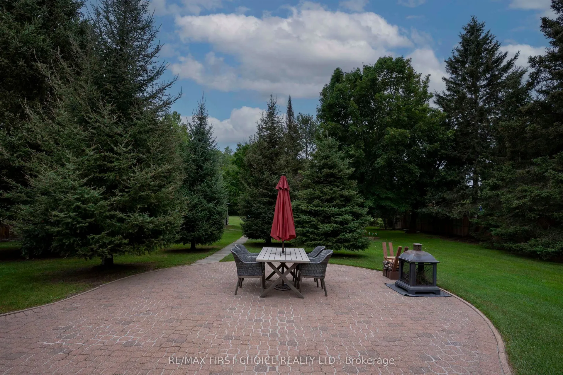 Photo 3 of 1710 Kerega Road, Thunder Bay, Rosslyn Road — HOMEH