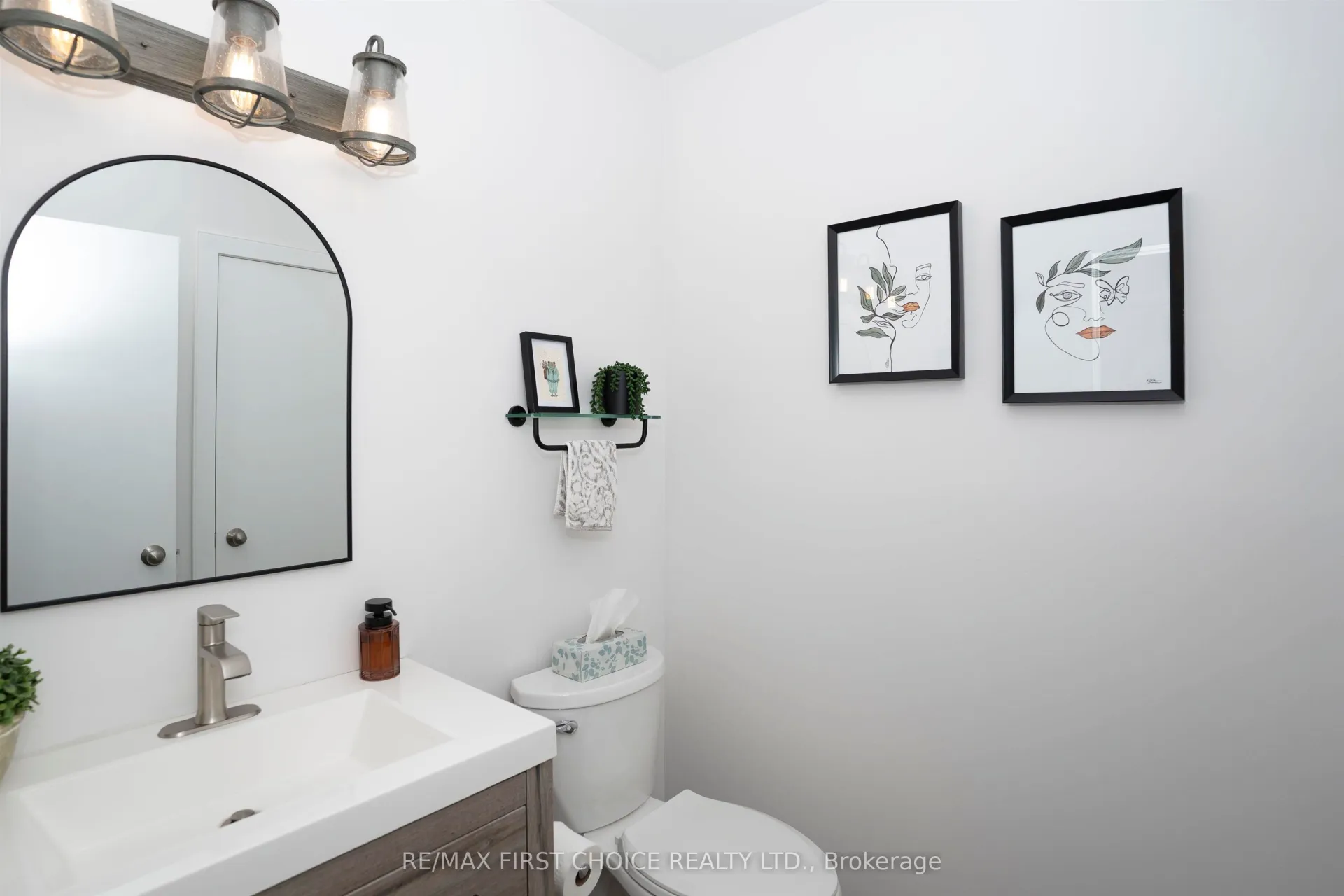 Photo 27 of 1710 Kerega Road, Thunder Bay, Rosslyn Road — HOMEH