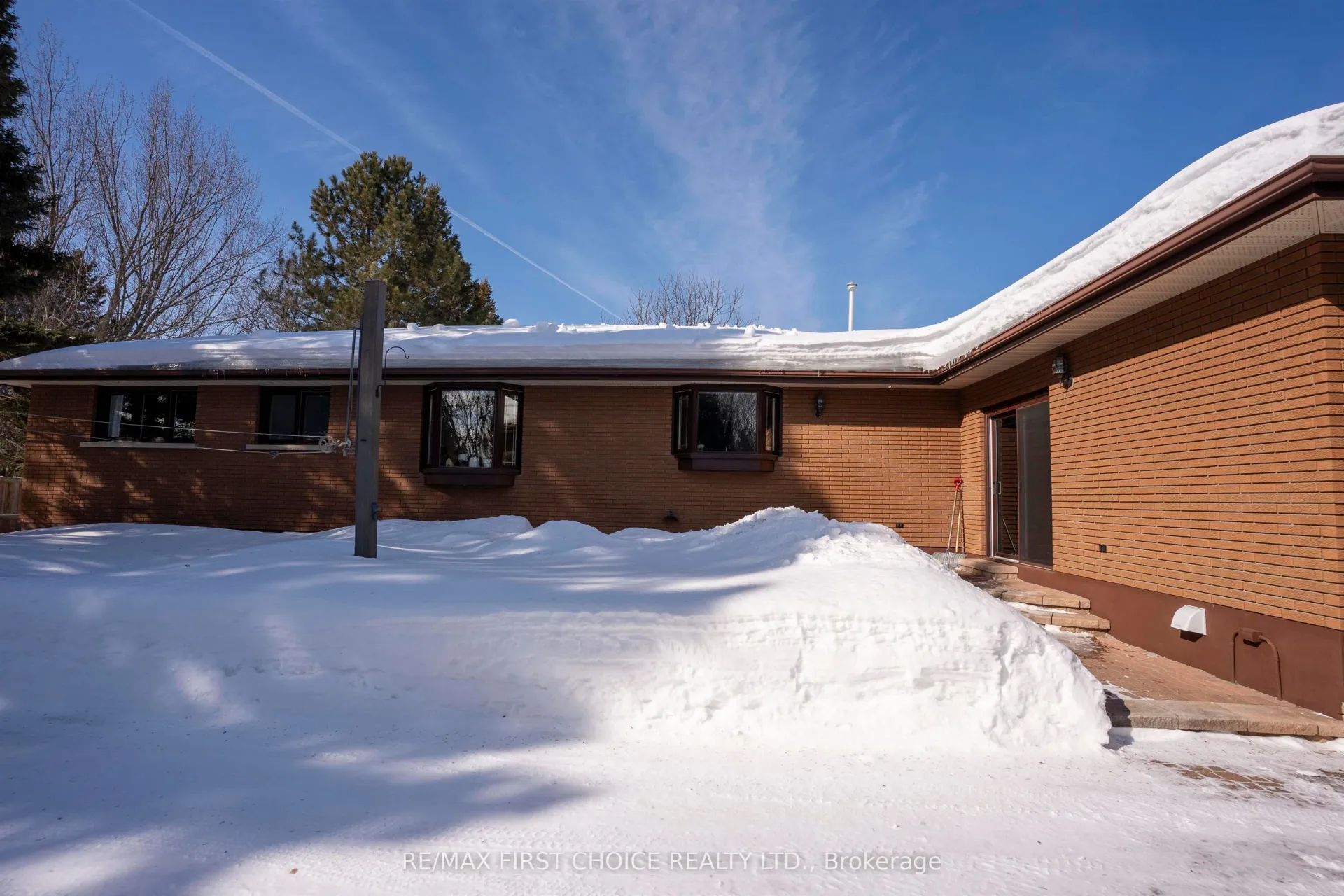 Photo 49 of 1710 Kerega Road, Thunder Bay, Rosslyn Road — HOMEH