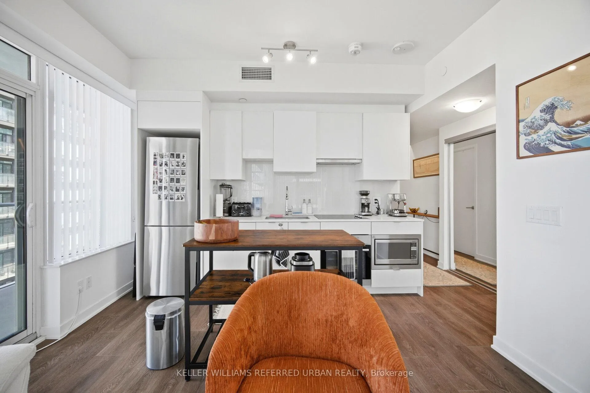 Photo 3 of Unit 1803, 195 Redpath Avenue, Toronto, Mount Pleasant West — HOMEH