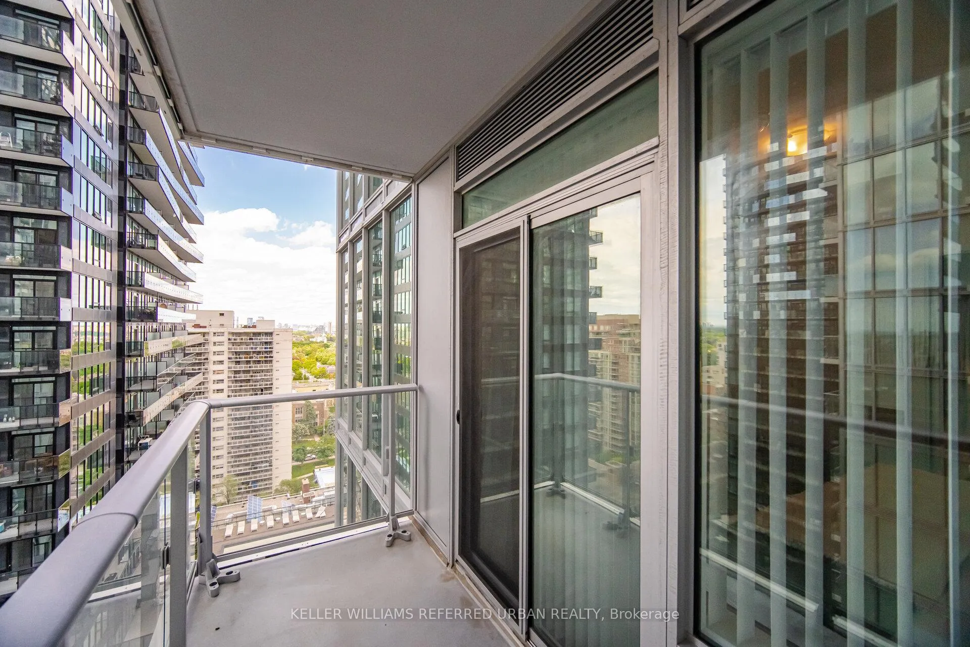 Photo 17 of Unit 1803, 195 Redpath Avenue, Toronto, Mount Pleasant West — HOMEH