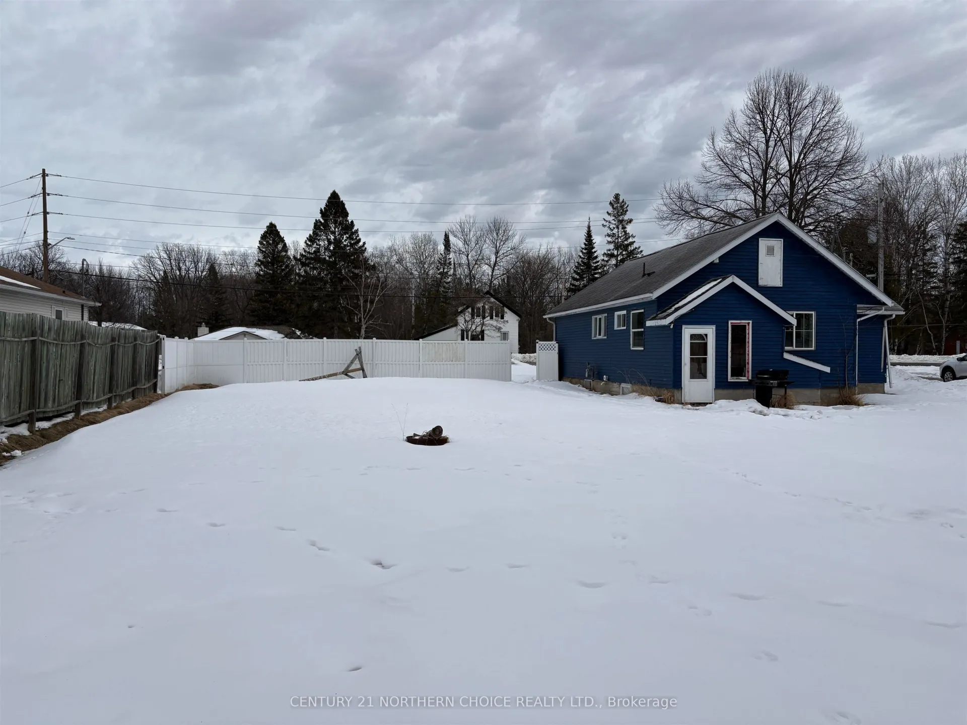 Photo 29 of 1232 Sunset Drive, Fort Frances — HOMEH
