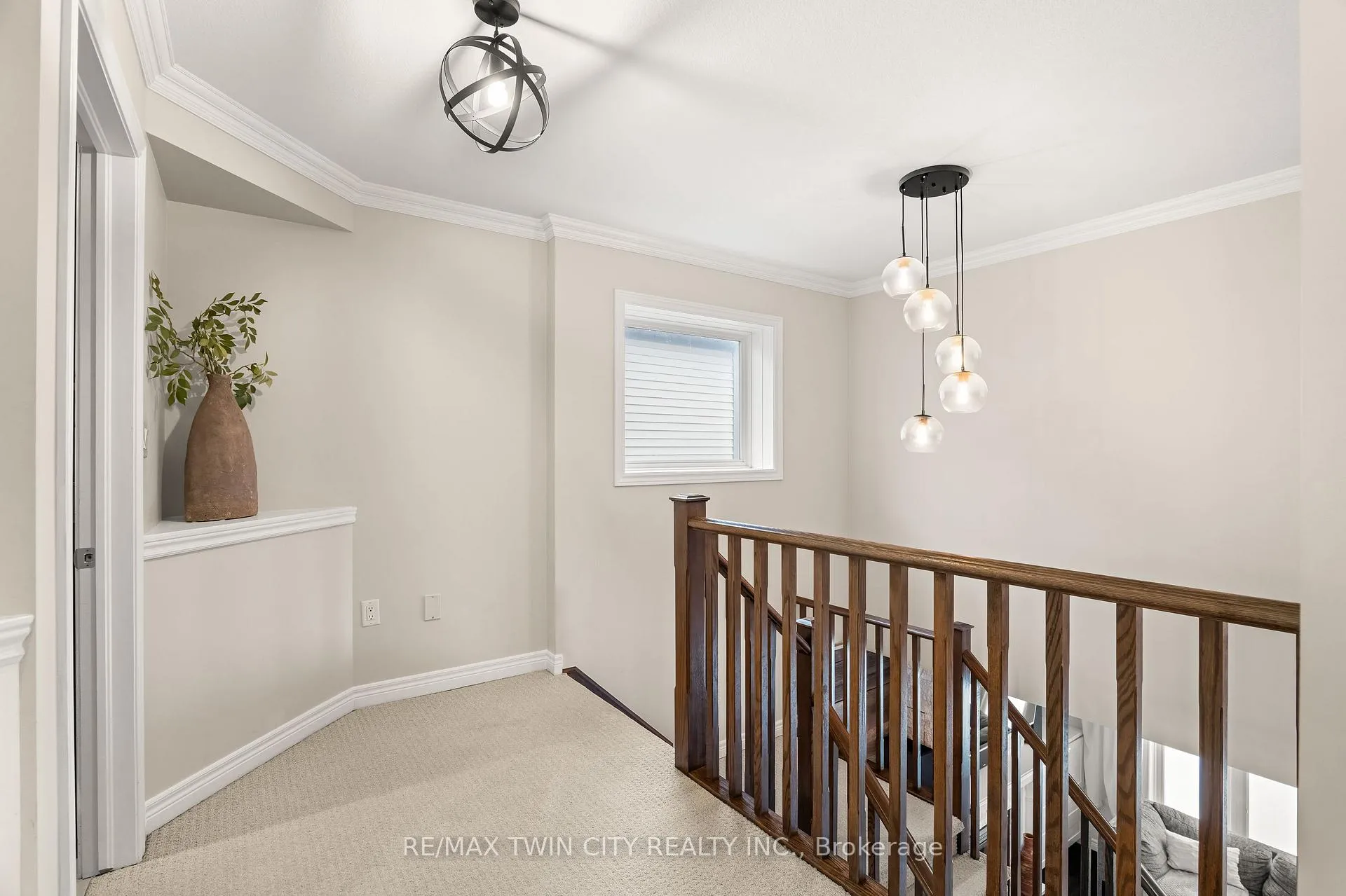 Photo 24 of 78 Forest Creek Drive, Kitchener — HOMEH