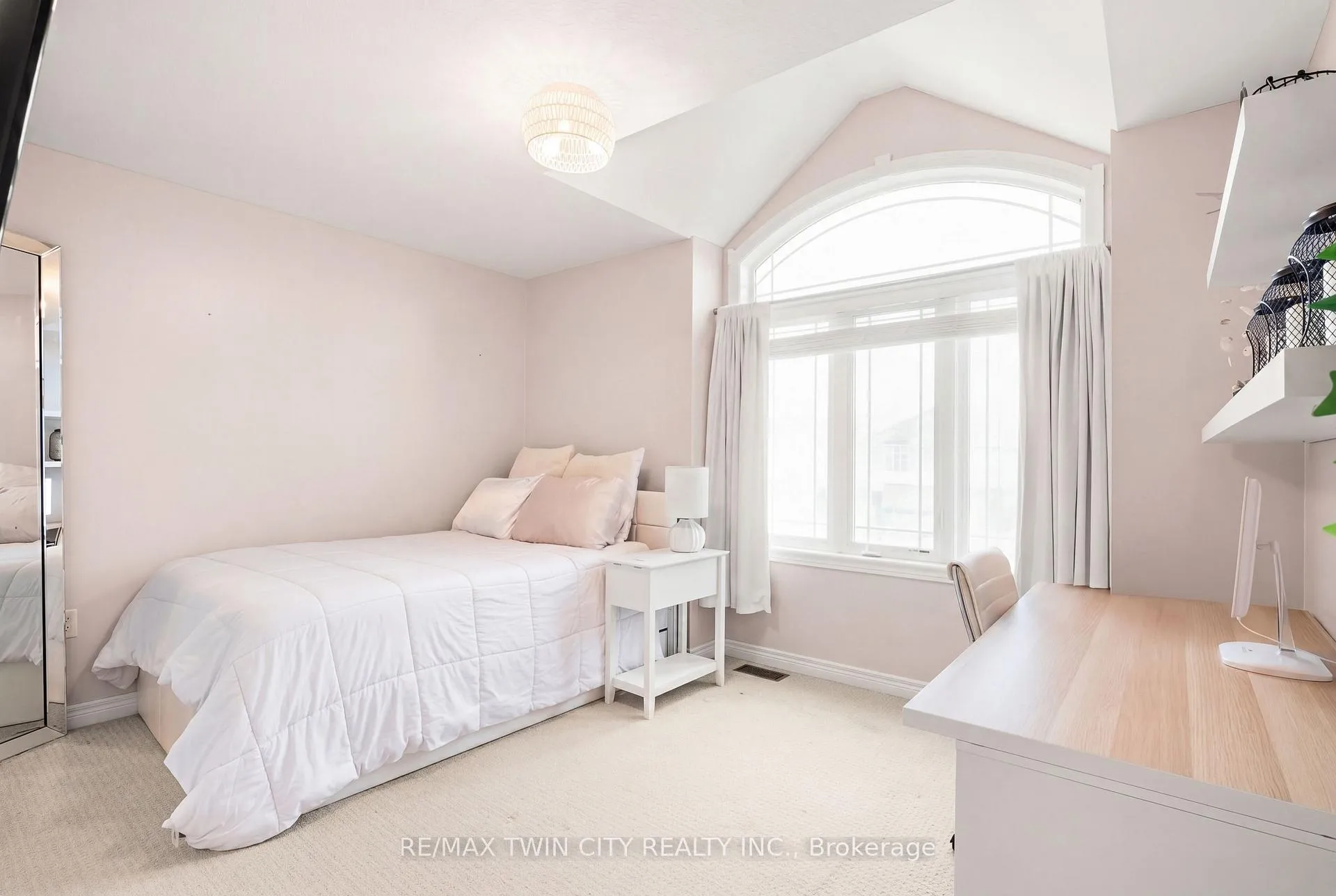 Photo 34 of 78 Forest Creek Drive, Kitchener — HOMEH