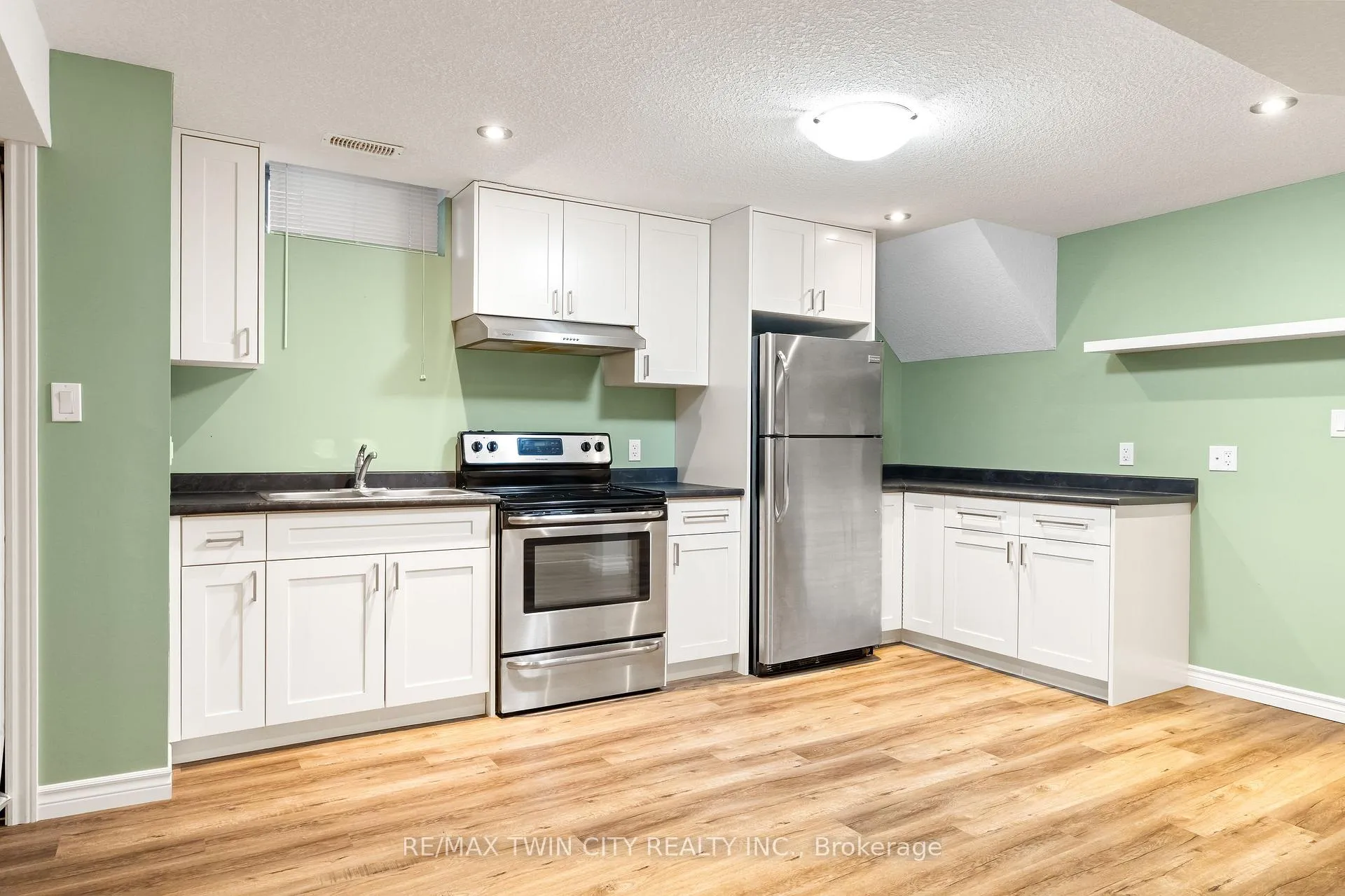 Photo 42 of 78 Forest Creek Drive, Kitchener — HOMEH