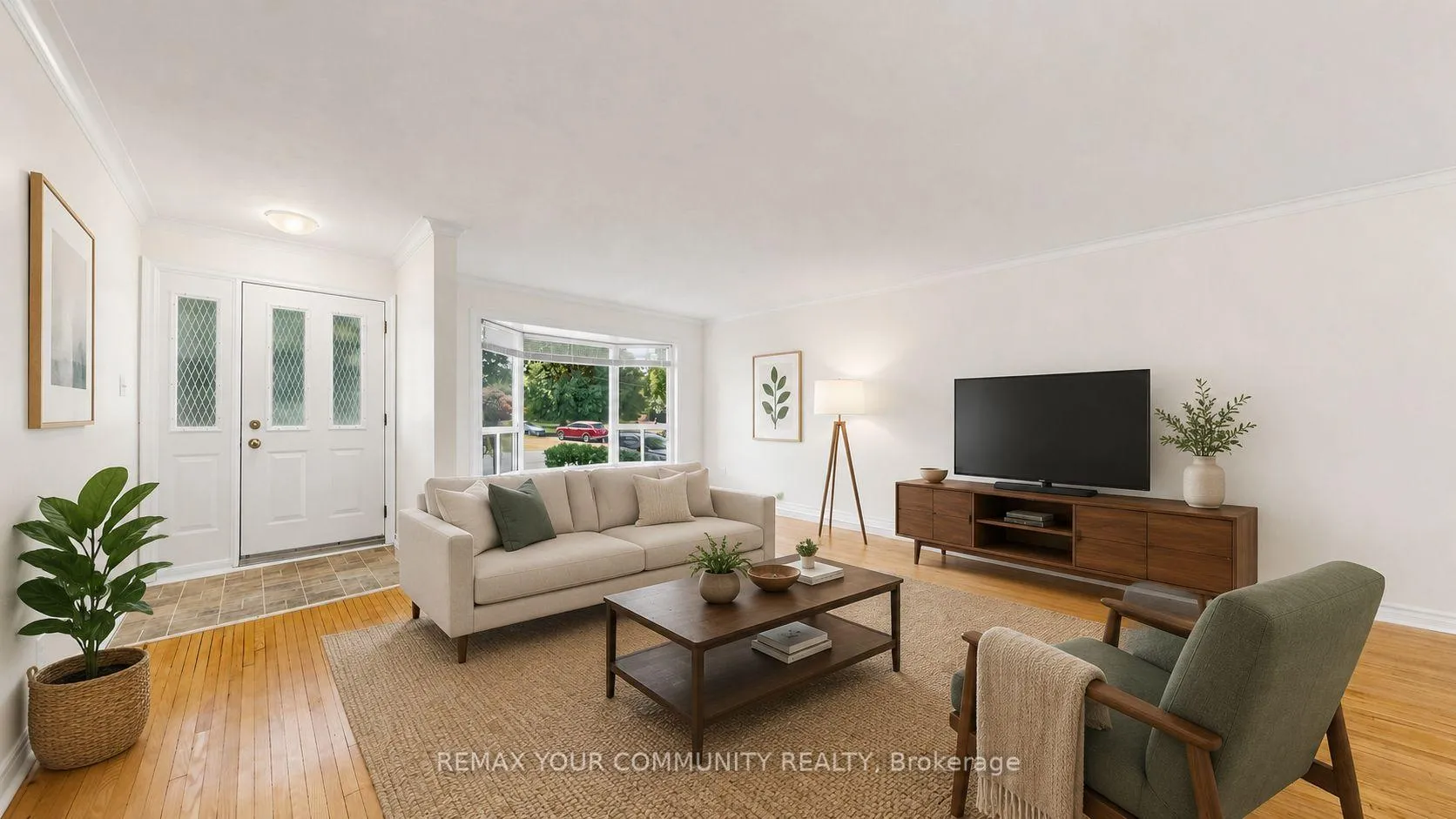 Photo 5 of 10 Winlaw Place, Markham, Old Markham Village — HOMEH