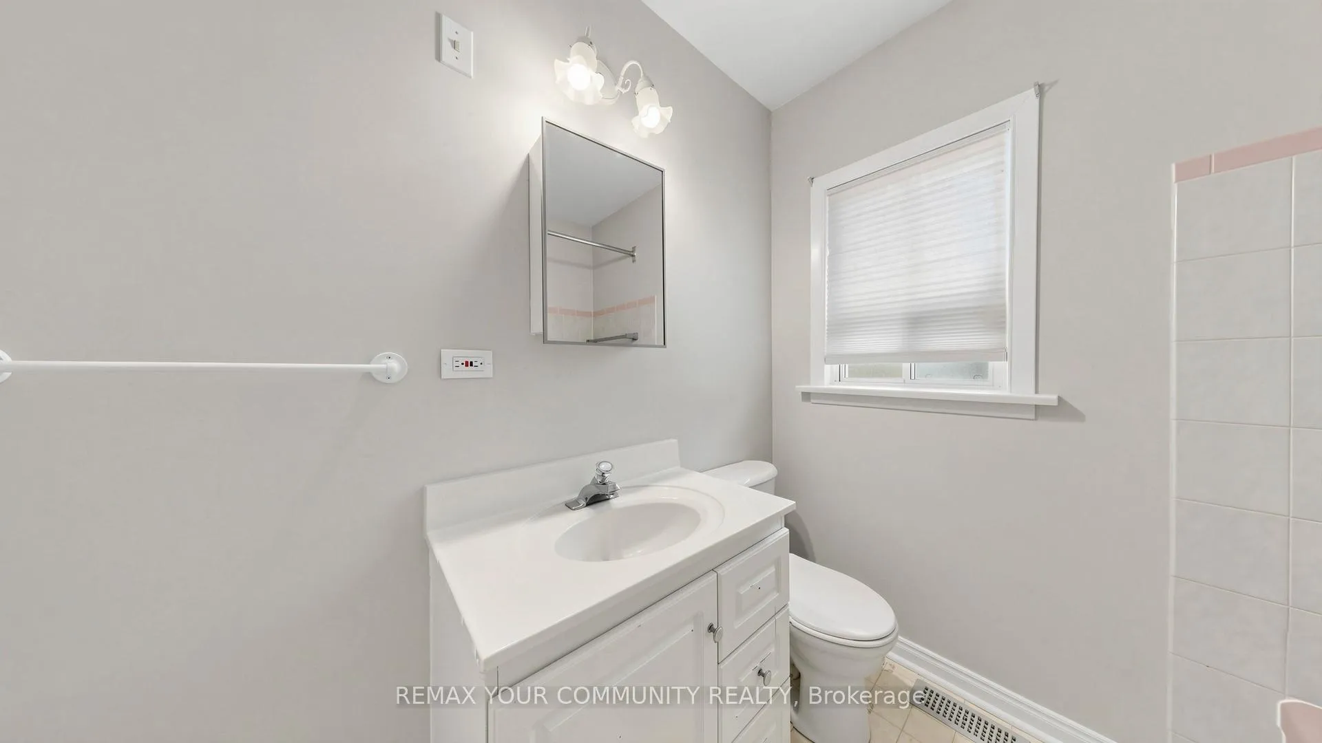 Photo 19 of 10 Winlaw Place, Markham, Old Markham Village — HOMEH