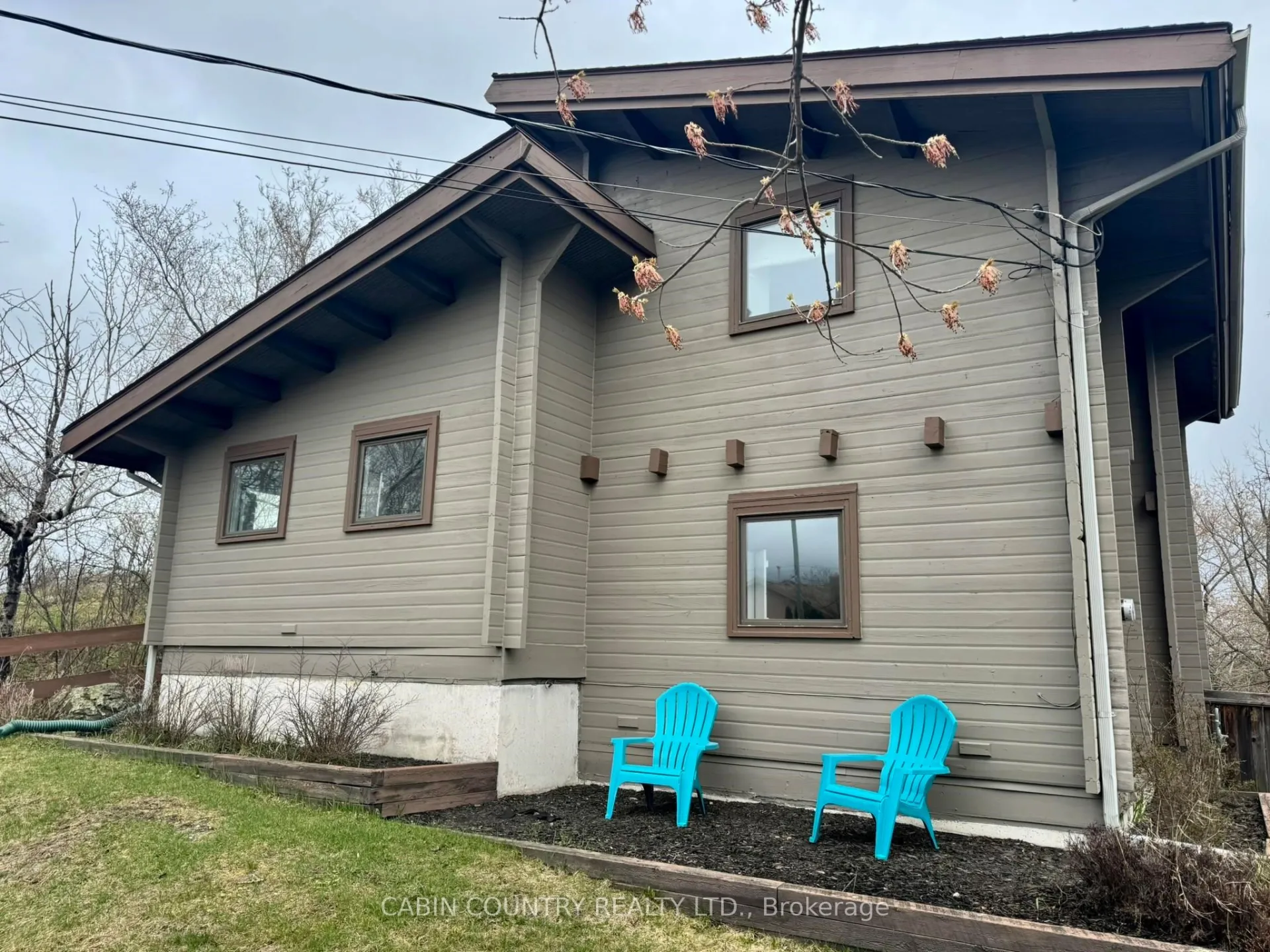 Photo 1 of 421 Seventh Avenue S, Kenora, Lakeside — HOMEH