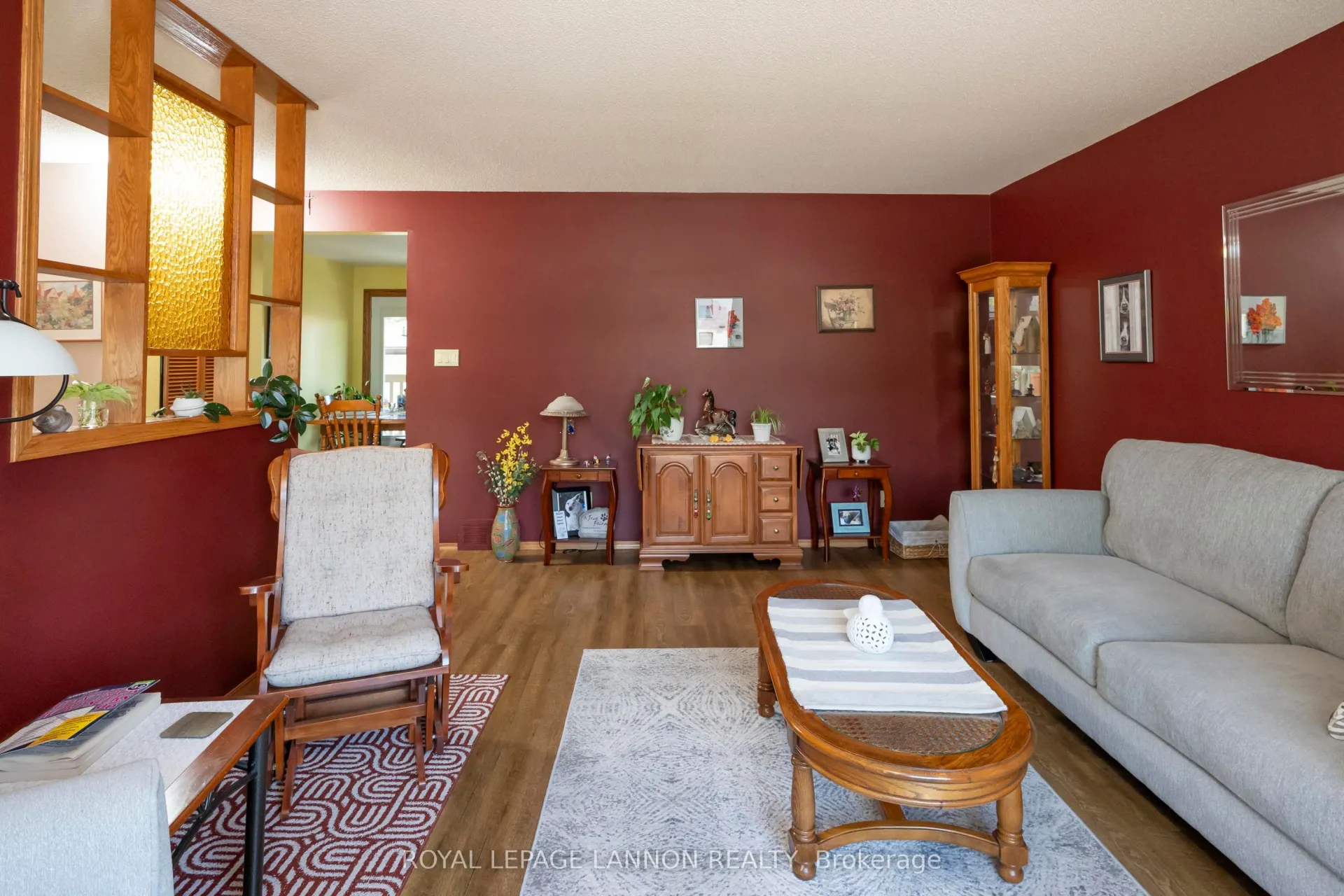Photo 13 of 400 Randall Court, Thunder Bay, John Street North — HOMEH