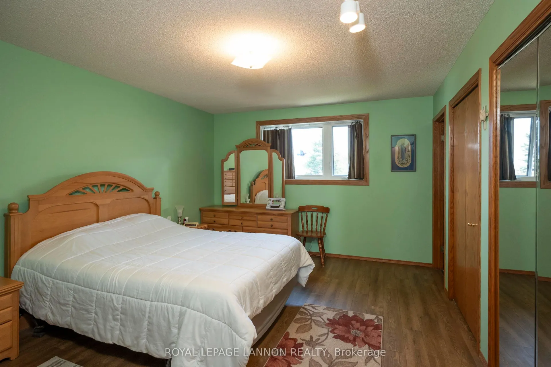 Photo 14 of 400 Randall Court, Thunder Bay, John Street North — HOMEH