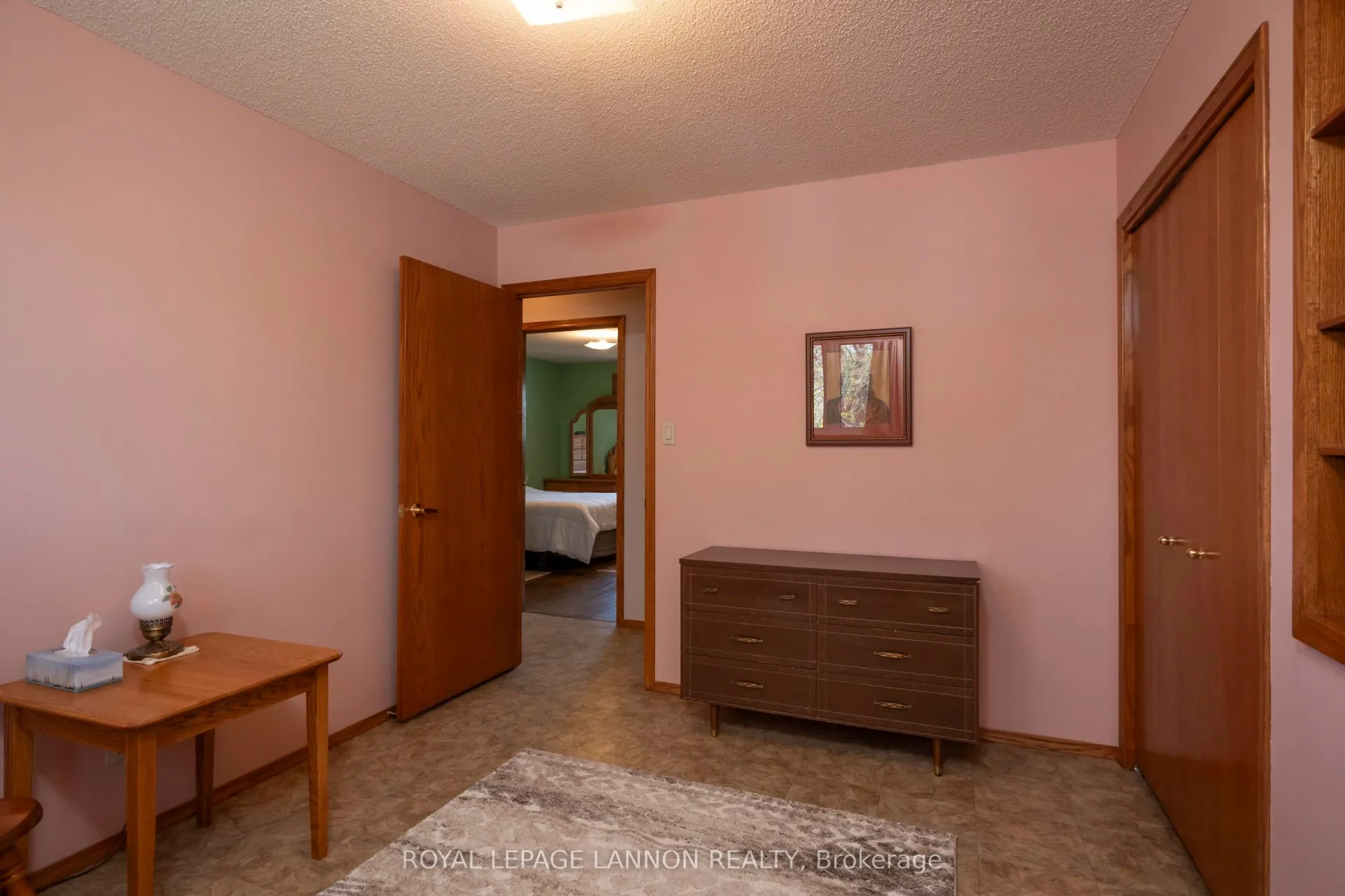 Photo 23 of 400 Randall Court, Thunder Bay, John Street North — HOMEH