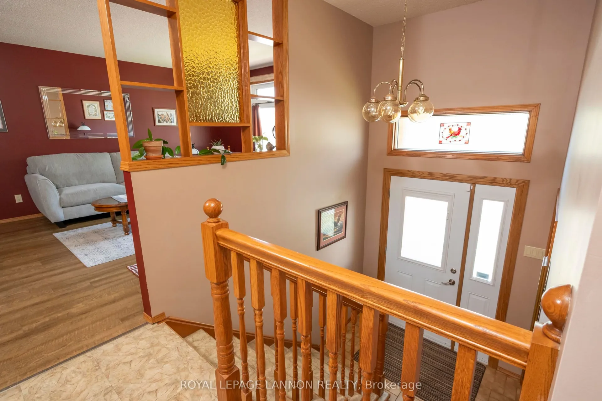 Photo 29 of 400 Randall Court, Thunder Bay, John Street North — HOMEH