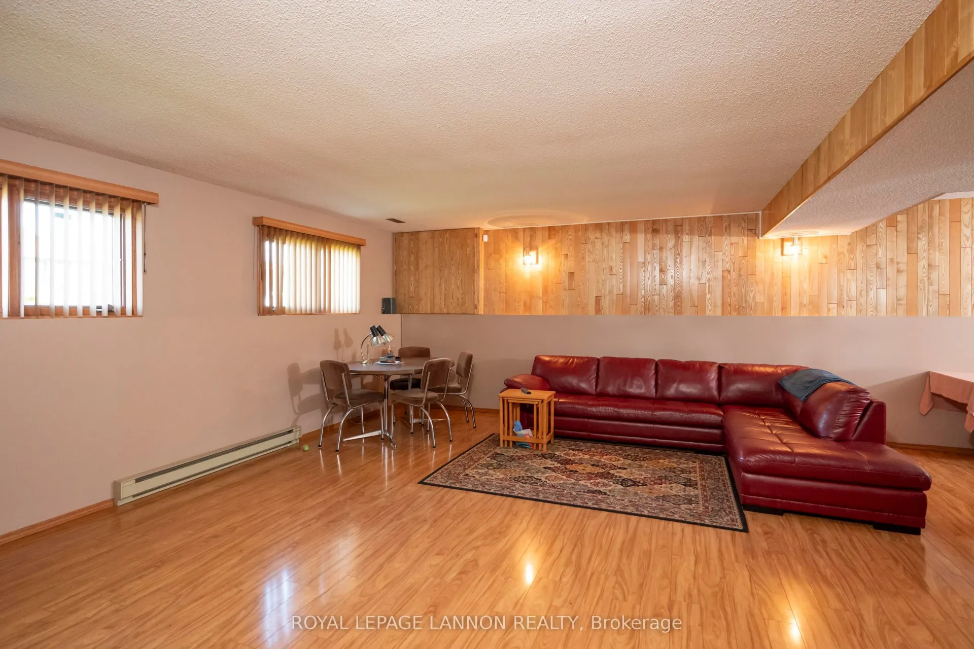 Photo 36 of 400 Randall Court, Thunder Bay, John Street North — HOMEH