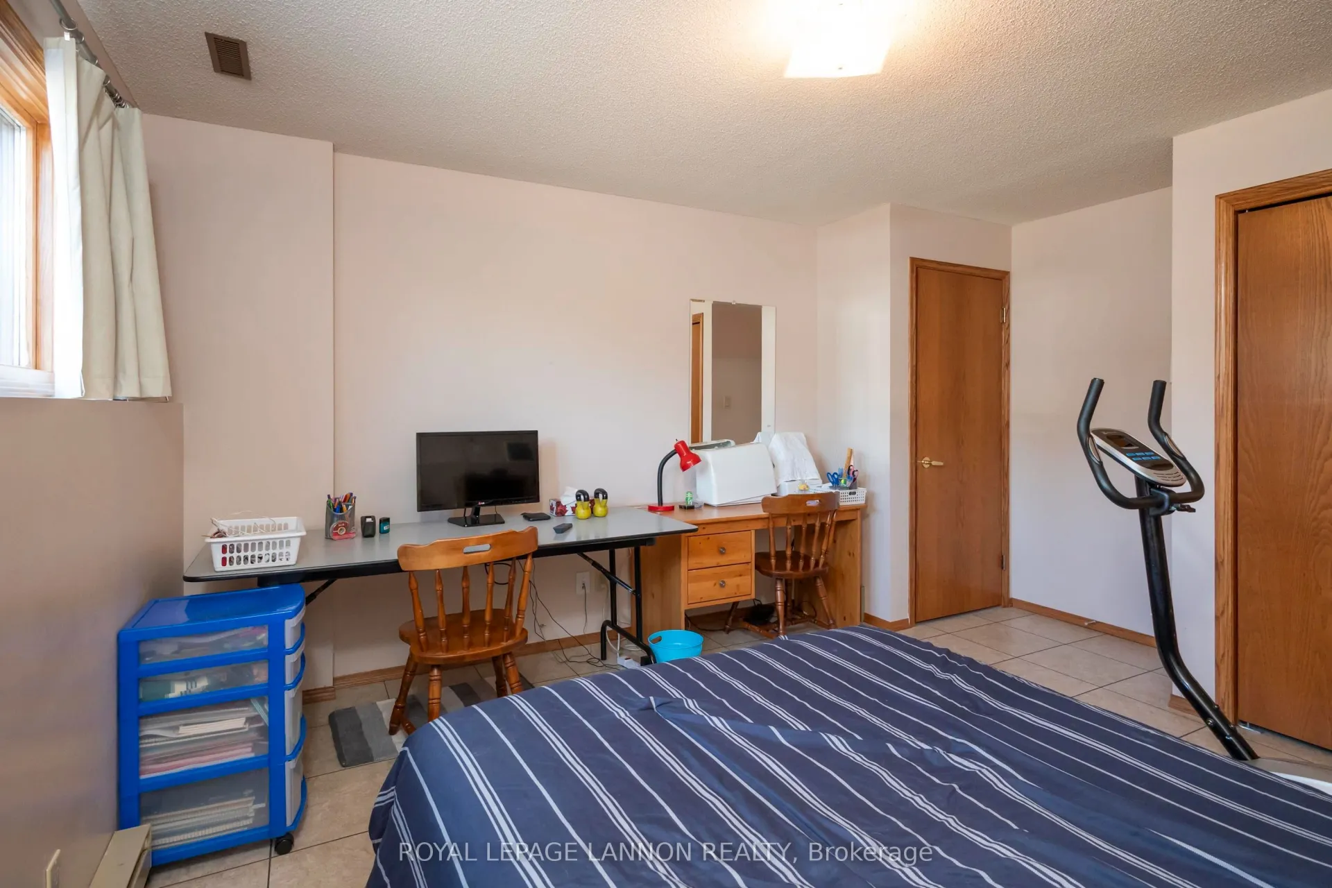 Photo 39 of 400 Randall Court, Thunder Bay, John Street North — HOMEH
