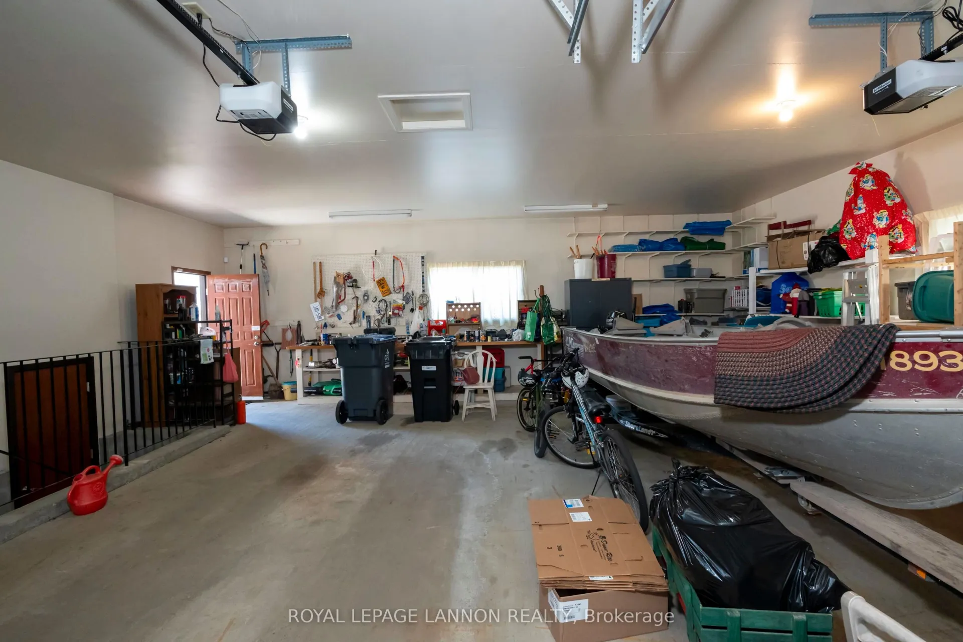 Photo 45 of 400 Randall Court, Thunder Bay, John Street North — HOMEH
