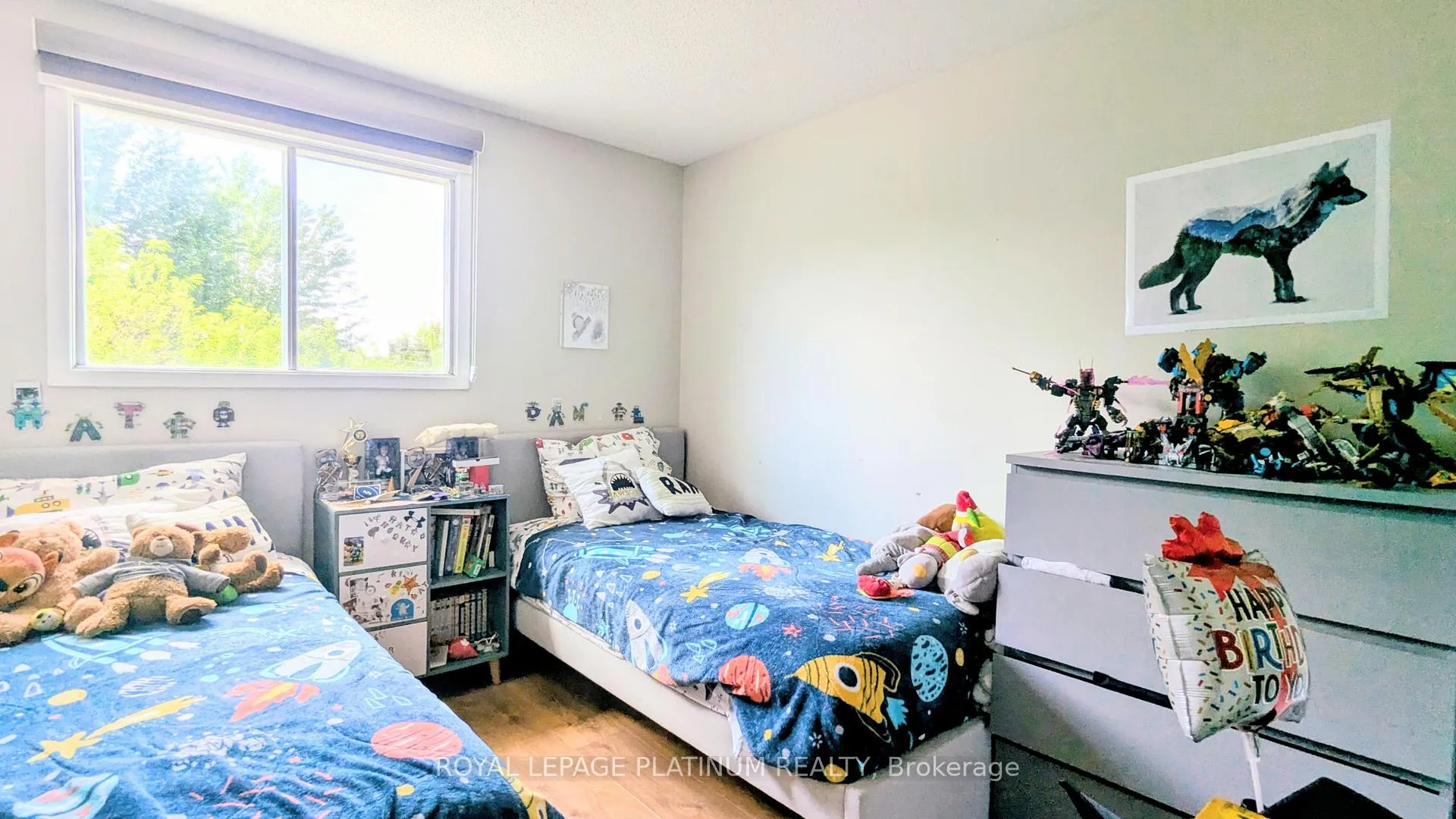 Photo 10 of 630 Pinerow Crescent, Waterloo — HOMEH