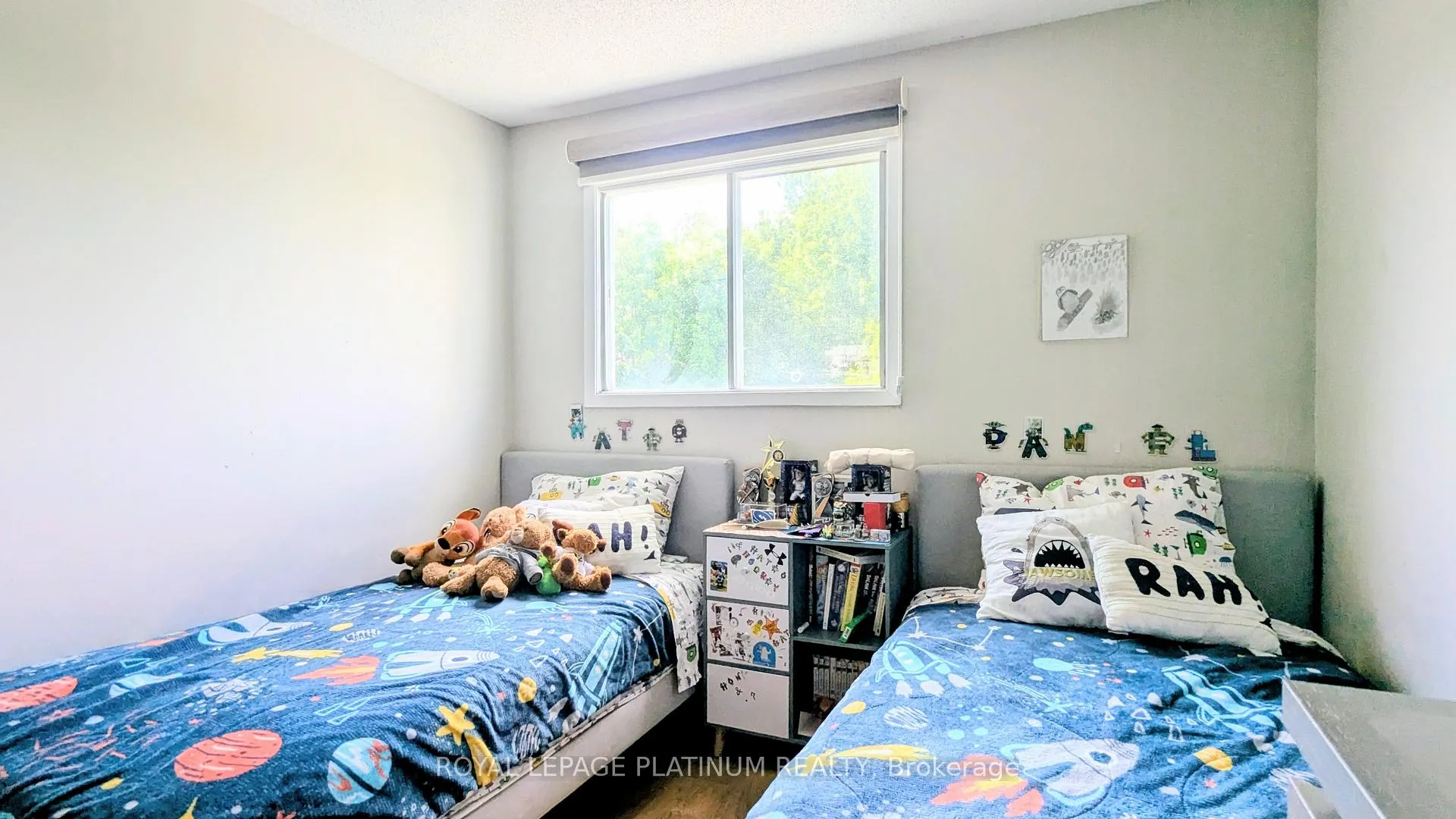 Photo 11 of 630 Pinerow Crescent, Waterloo — HOMEH