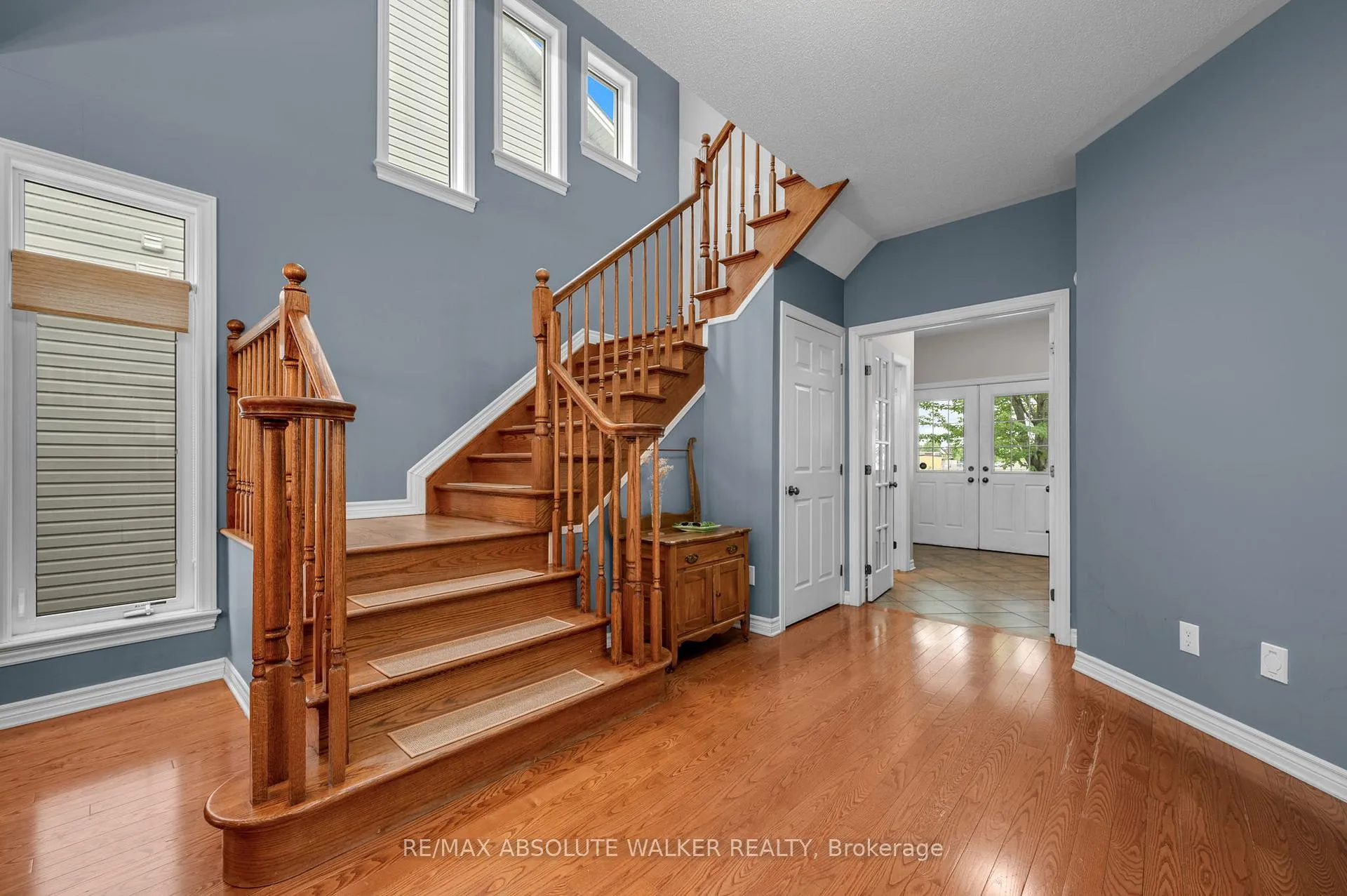 Photo 5 of 299 Bradwell Way, Ottawa, Blossom Park/Kemp Park/Findlay Creek — HOMEH
