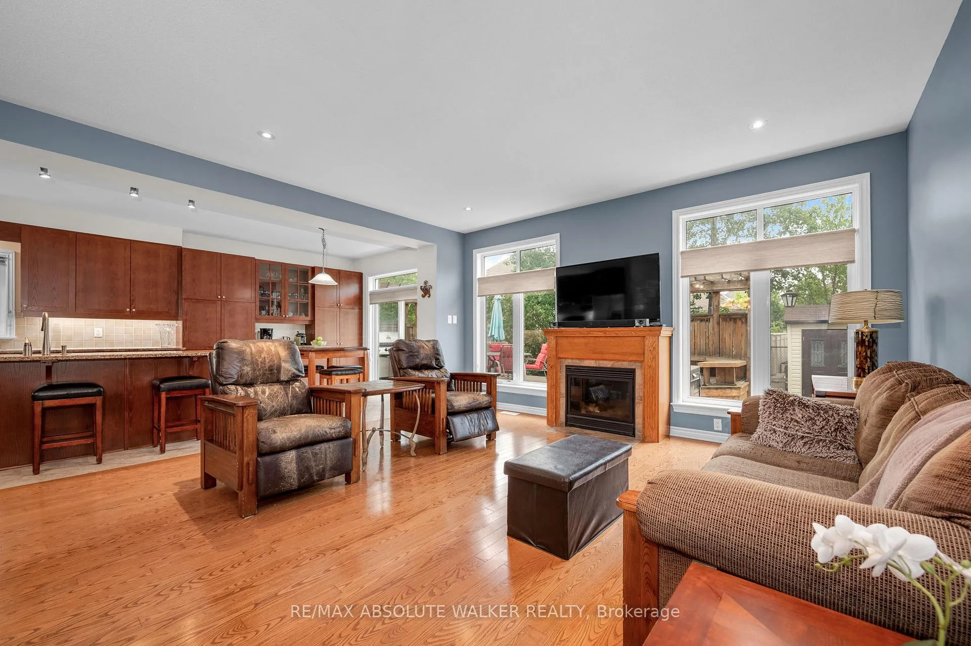 Photo 8 of 299 Bradwell Way, Ottawa, Blossom Park/Kemp Park/Findlay Creek — HOMEH