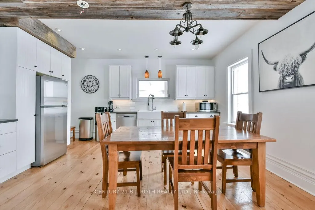 Photo 7 of 1153 Glengarry Landing Road S, Springwater, Rural Springwater — HOMEH
