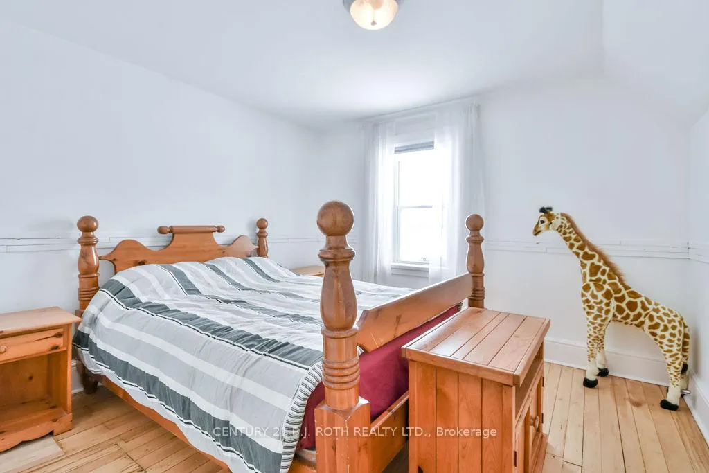 Photo 13 of 1153 Glengarry Landing Road S, Springwater, Rural Springwater — HOMEH
